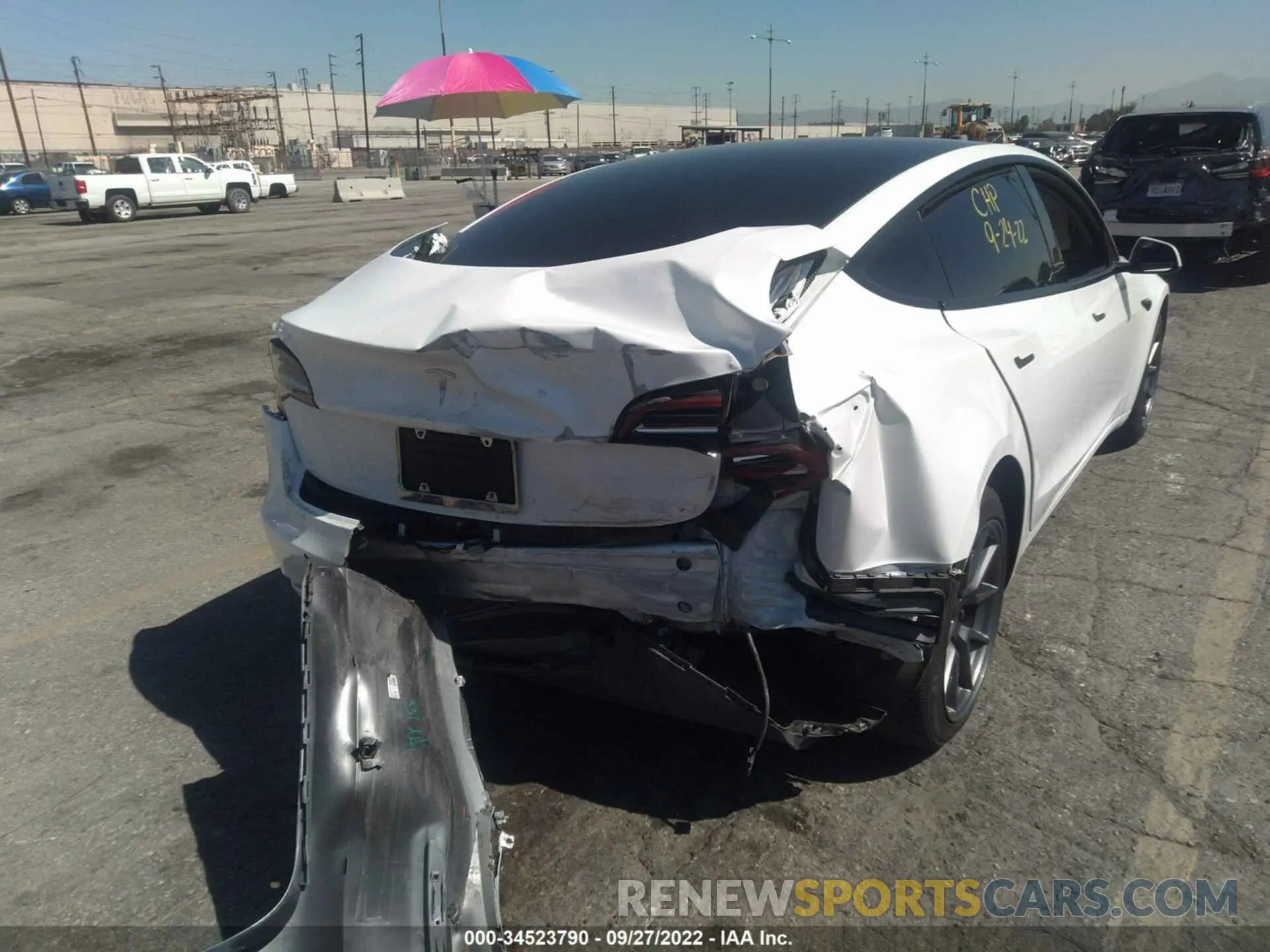 4 fotografías del automóvil dañado 5YJ3E1EAXMF977126 TESLA MODEL 3 2021