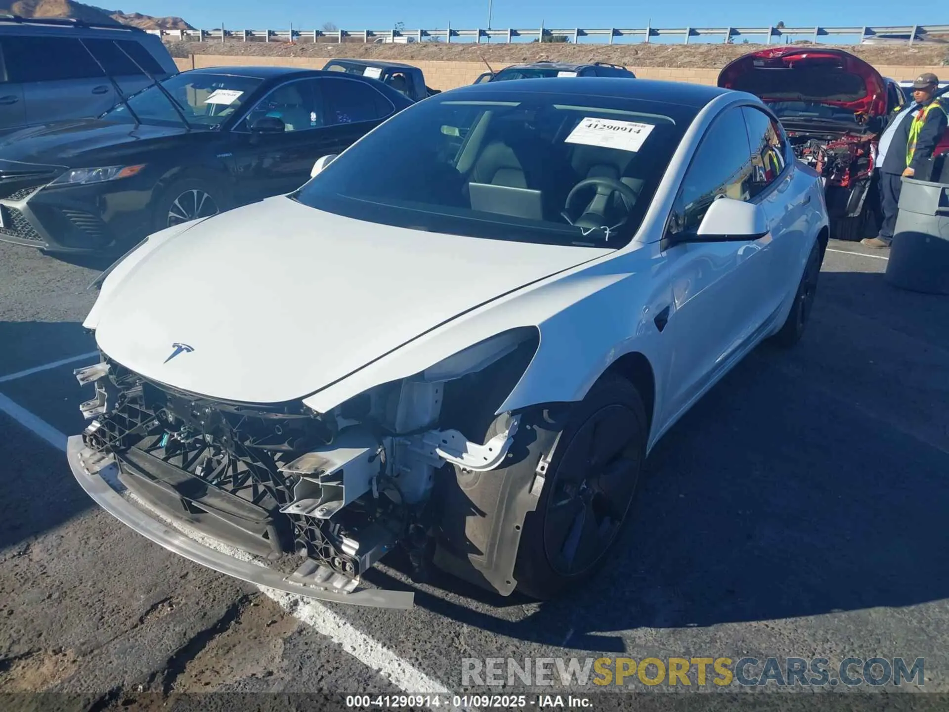 2 fotografías del automóvil dañado 5YJ3E1EB0MF010078 TESLA MODEL 3 2021