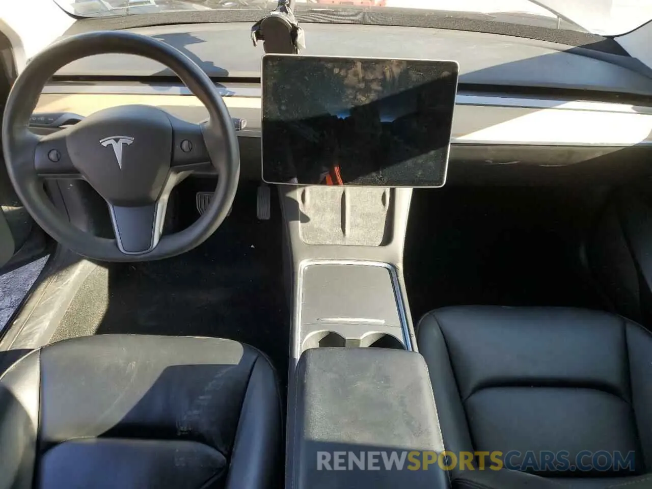 8 fotografías del automóvil dañado 5YJ3E1EB0MF055540 TESLA MODEL 3 2021