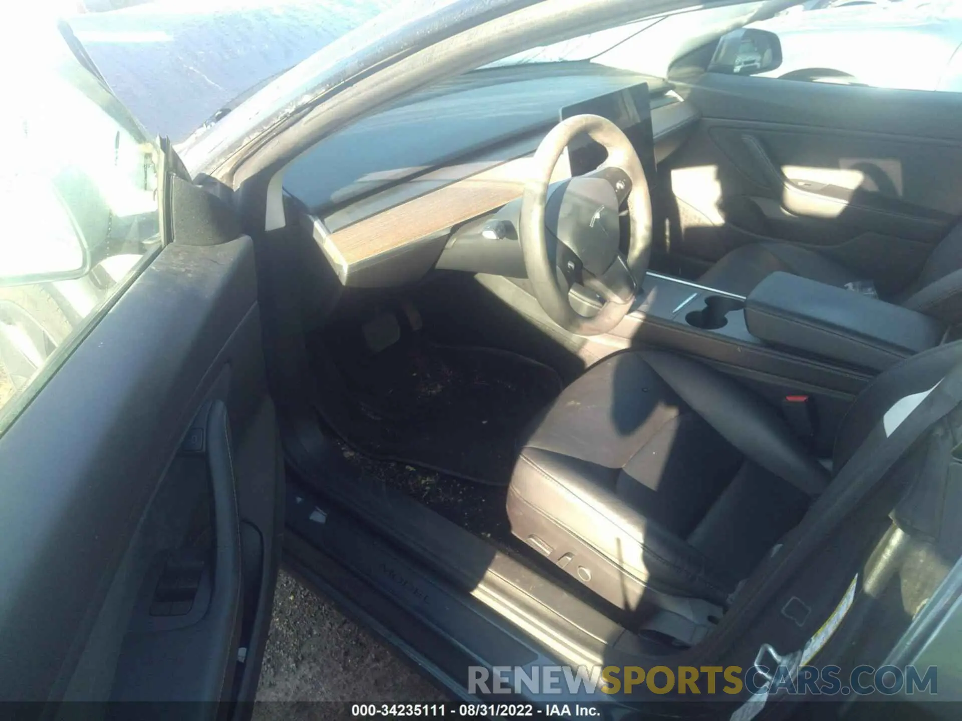 5 fotografías del automóvil dañado 5YJ3E1EB0MF853147 TESLA MODEL 3 2021