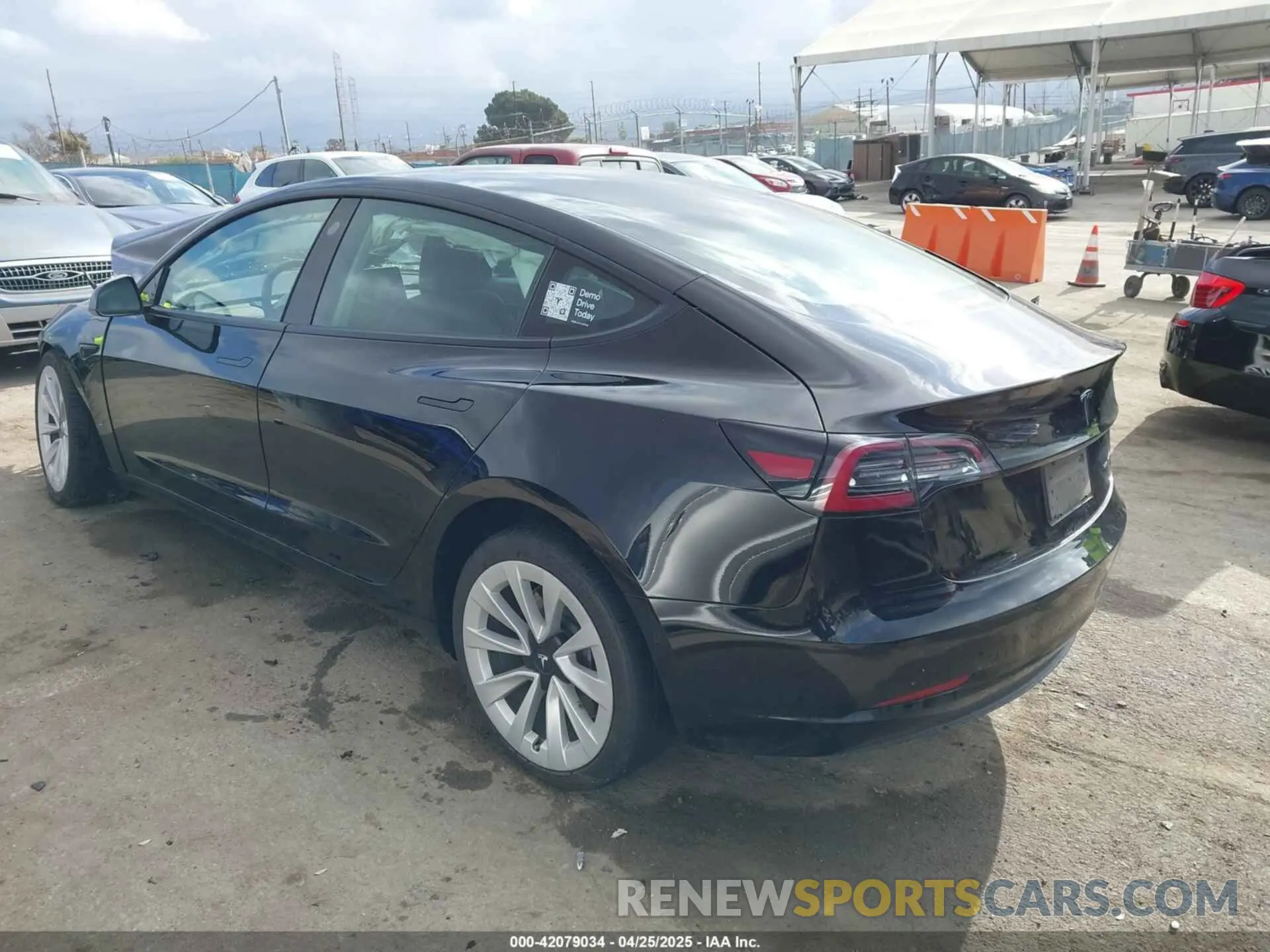 3 fotografías del automóvil dañado 5YJ3E1EB0MF855531 TESLA MODEL 3 2021