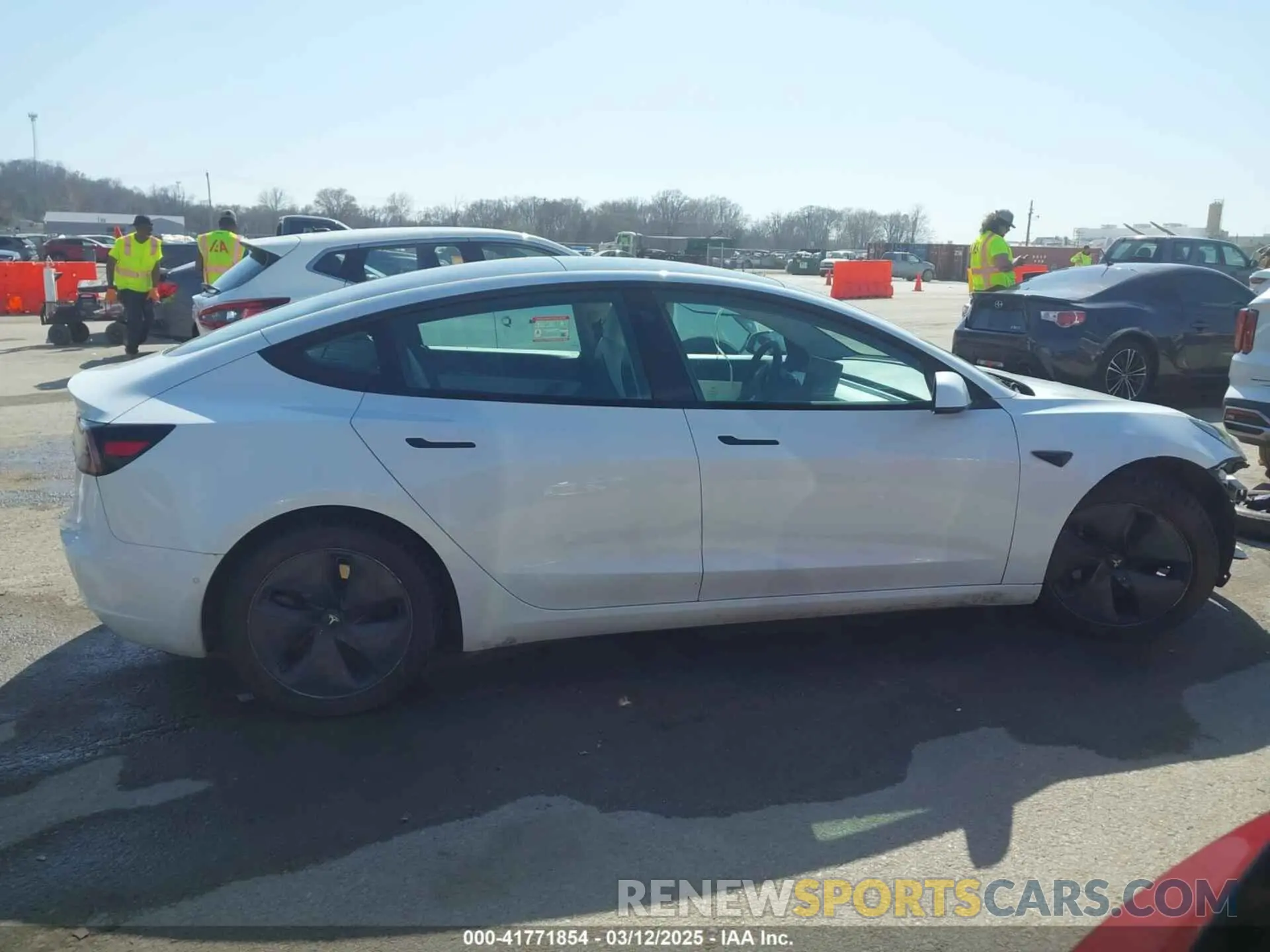 14 fotografías del automóvil dañado 5YJ3E1EB0MF860289 TESLA MODEL 3 2021