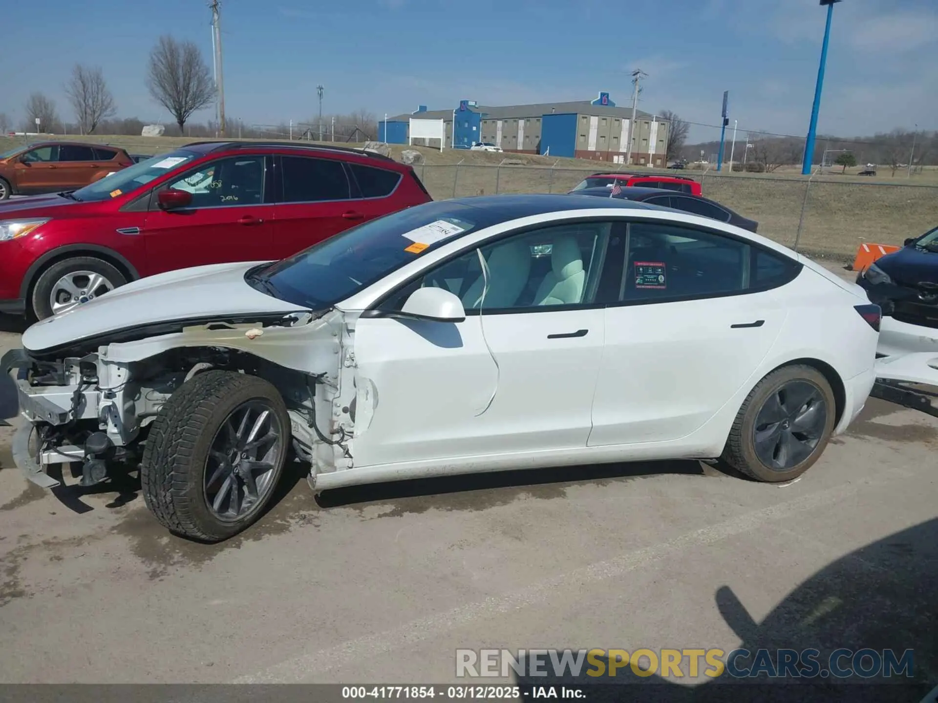 15 fotografías del automóvil dañado 5YJ3E1EB0MF860289 TESLA MODEL 3 2021