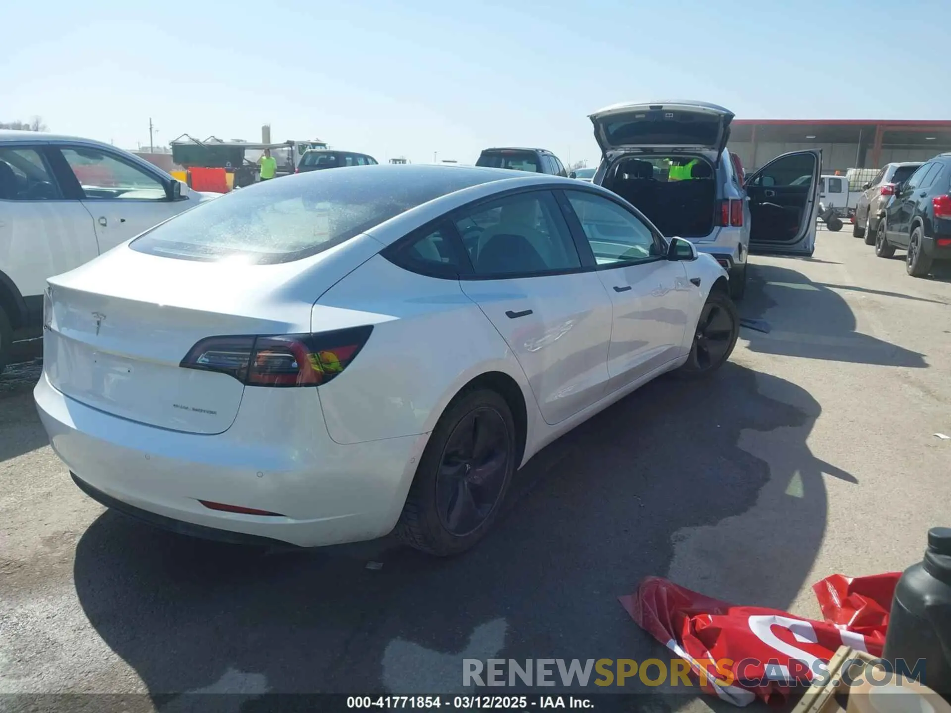 4 fotografías del automóvil dañado 5YJ3E1EB0MF860289 TESLA MODEL 3 2021