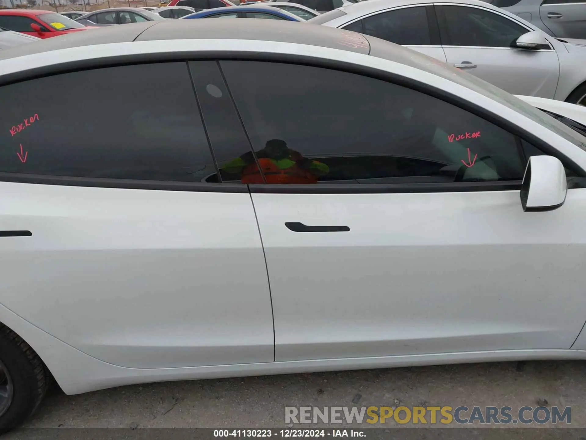13 fotografías del automóvil dañado 5YJ3E1EB0MF937761 TESLA MODEL 3 2021