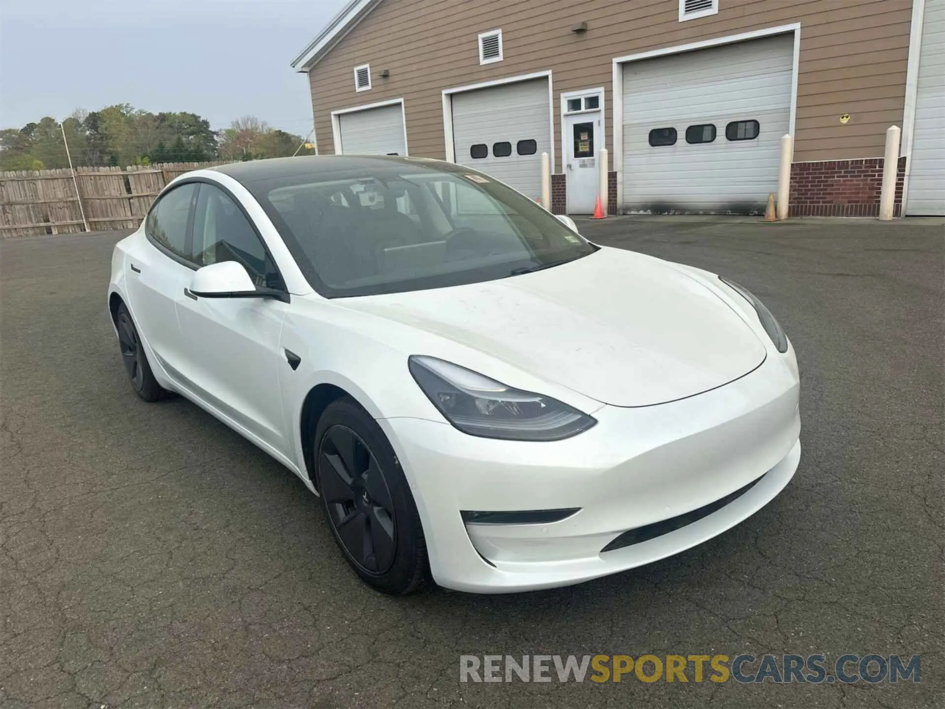 17 fotografías del automóvil dañado 5YJ3E1EB0MF961736 TESLA MODEL 3 2021