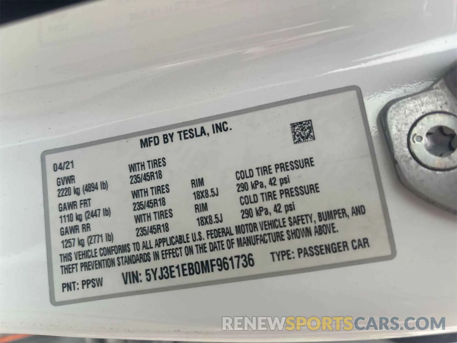 18 fotografías del automóvil dañado 5YJ3E1EB0MF961736 TESLA MODEL 3 2021
