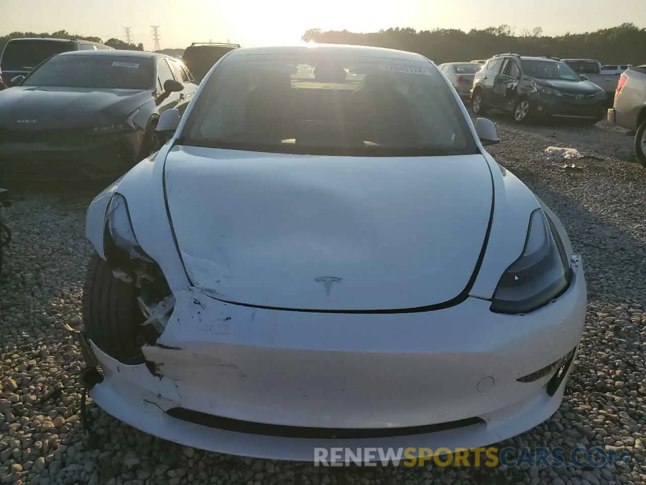 5 fotografías del automóvil dañado 5YJ3E1EB0MF992310 TESLA MODEL 3 2021