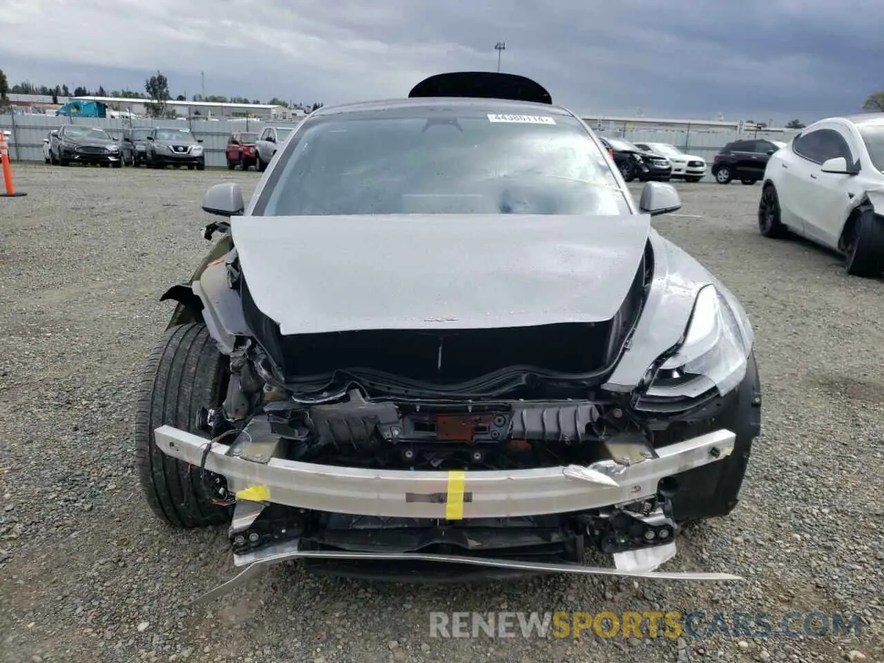 5 fotografías del automóvil dañado 5YJ3E1EB1MF024264 TESLA MODEL 3 2021
