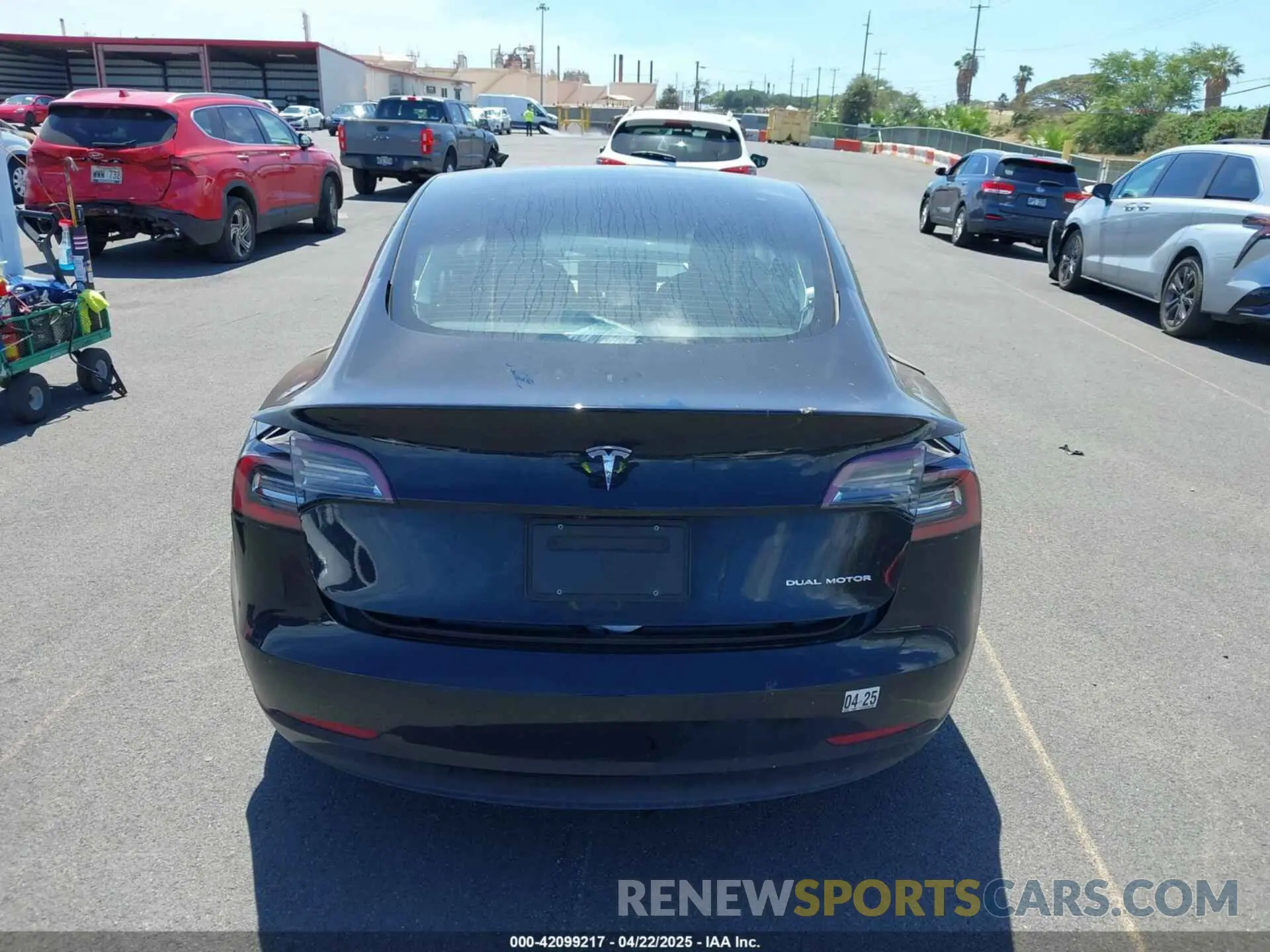 16 fotografías del automóvil dañado 5YJ3E1EB1MF052968 TESLA MODEL 3 2021