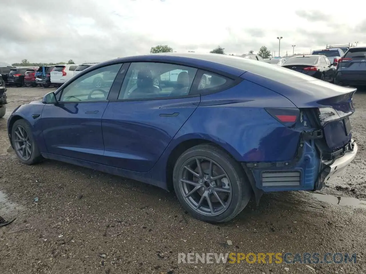 2 fotografías del automóvil dañado 5YJ3E1EB1MF063971 TESLA MODEL 3 2021