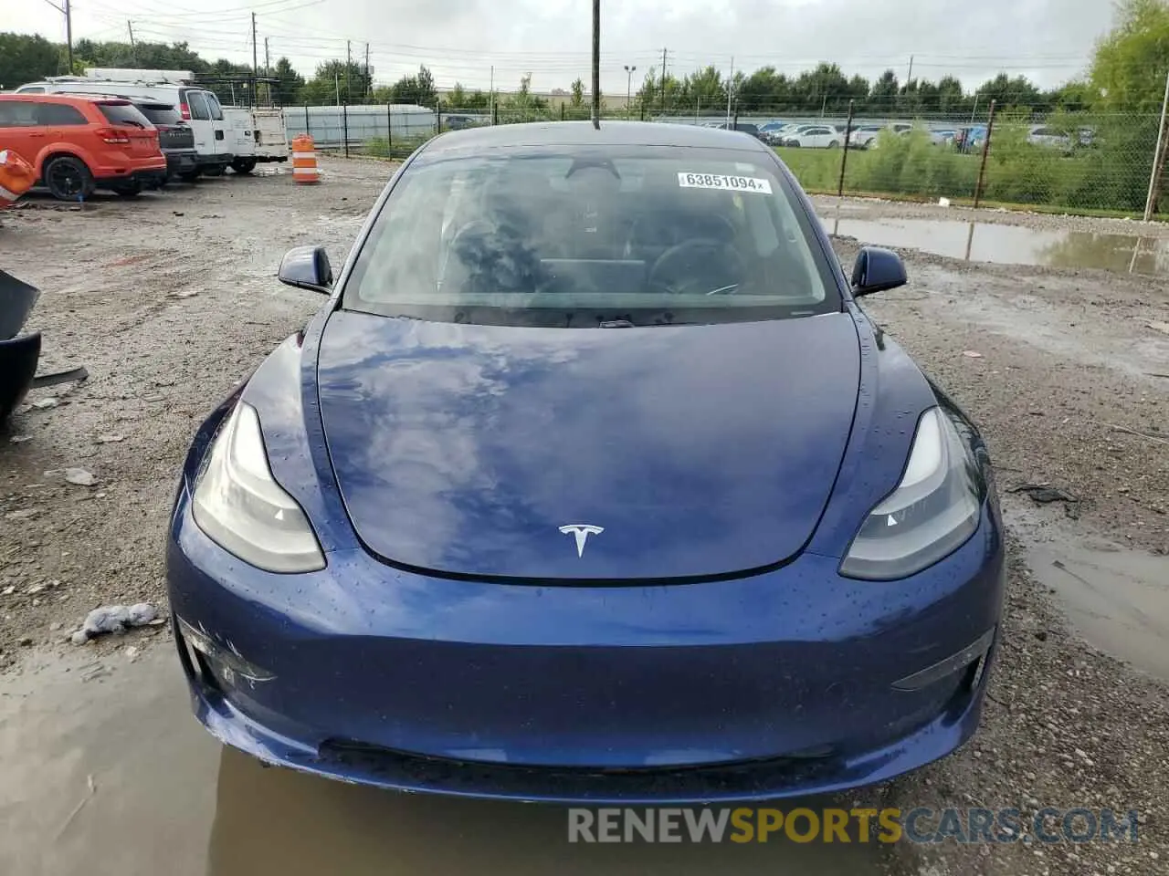 5 fotografías del automóvil dañado 5YJ3E1EB1MF063971 TESLA MODEL 3 2021