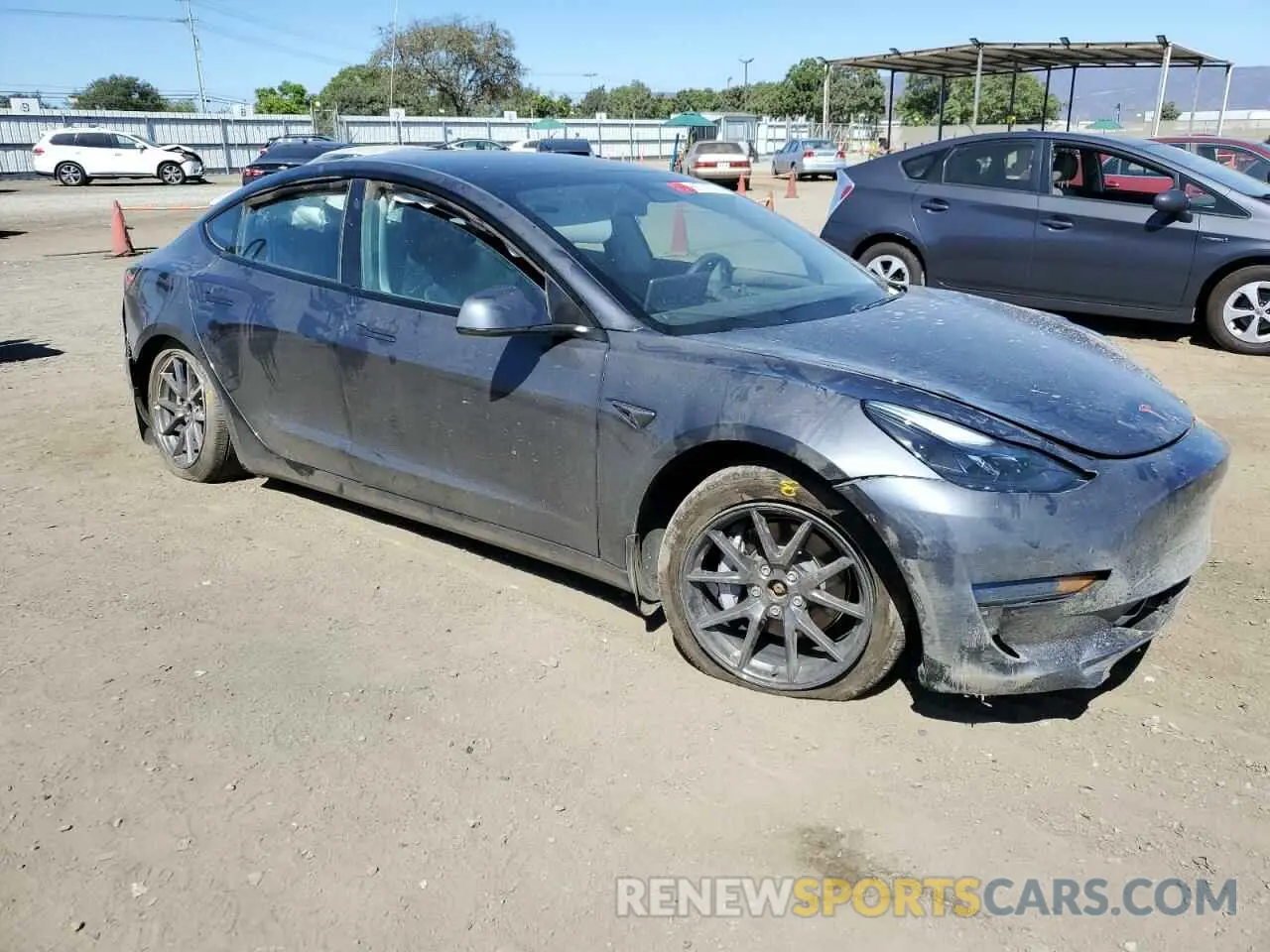 4 fotografías del automóvil dañado 5YJ3E1EB1MF076333 TESLA MODEL 3 2021
