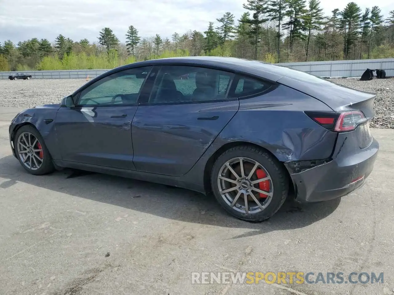 2 fotografías del automóvil dañado 5YJ3E1EB1MF850239 TESLA MODEL 3 2021