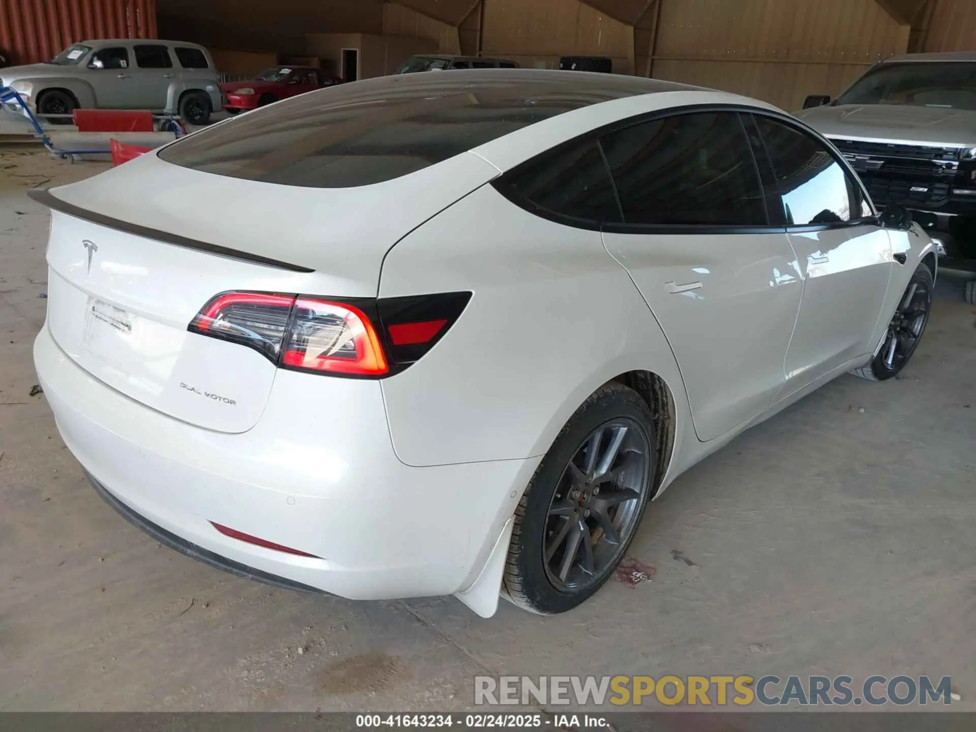 4 fotografías del automóvil dañado 5YJ3E1EB1MF852881 TESLA MODEL 3 2021