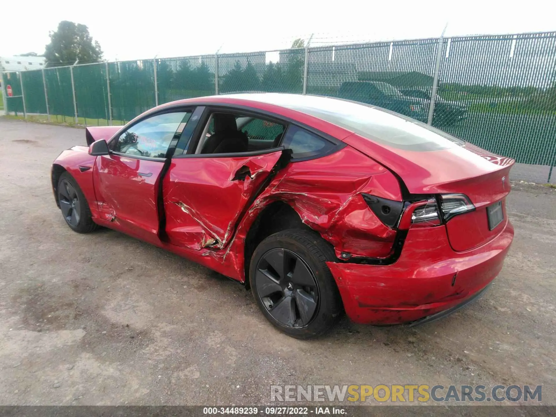3 fotografías del automóvil dañado 5YJ3E1EB1MF869342 TESLA MODEL 3 2021