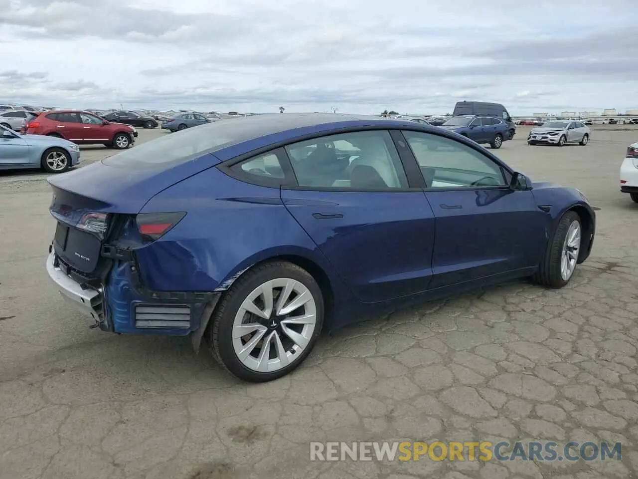 3 fotografías del automóvil dañado 5YJ3E1EB1MF877599 TESLA MODEL 3 2021