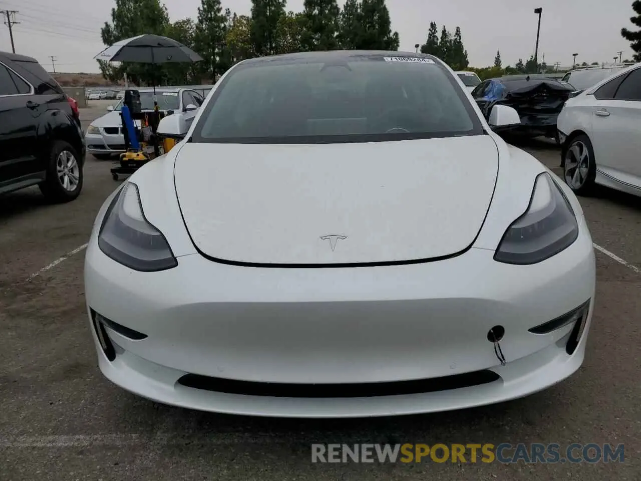 5 fotografías del automóvil dañado 5YJ3E1EB1MF928471 TESLA MODEL 3 2021