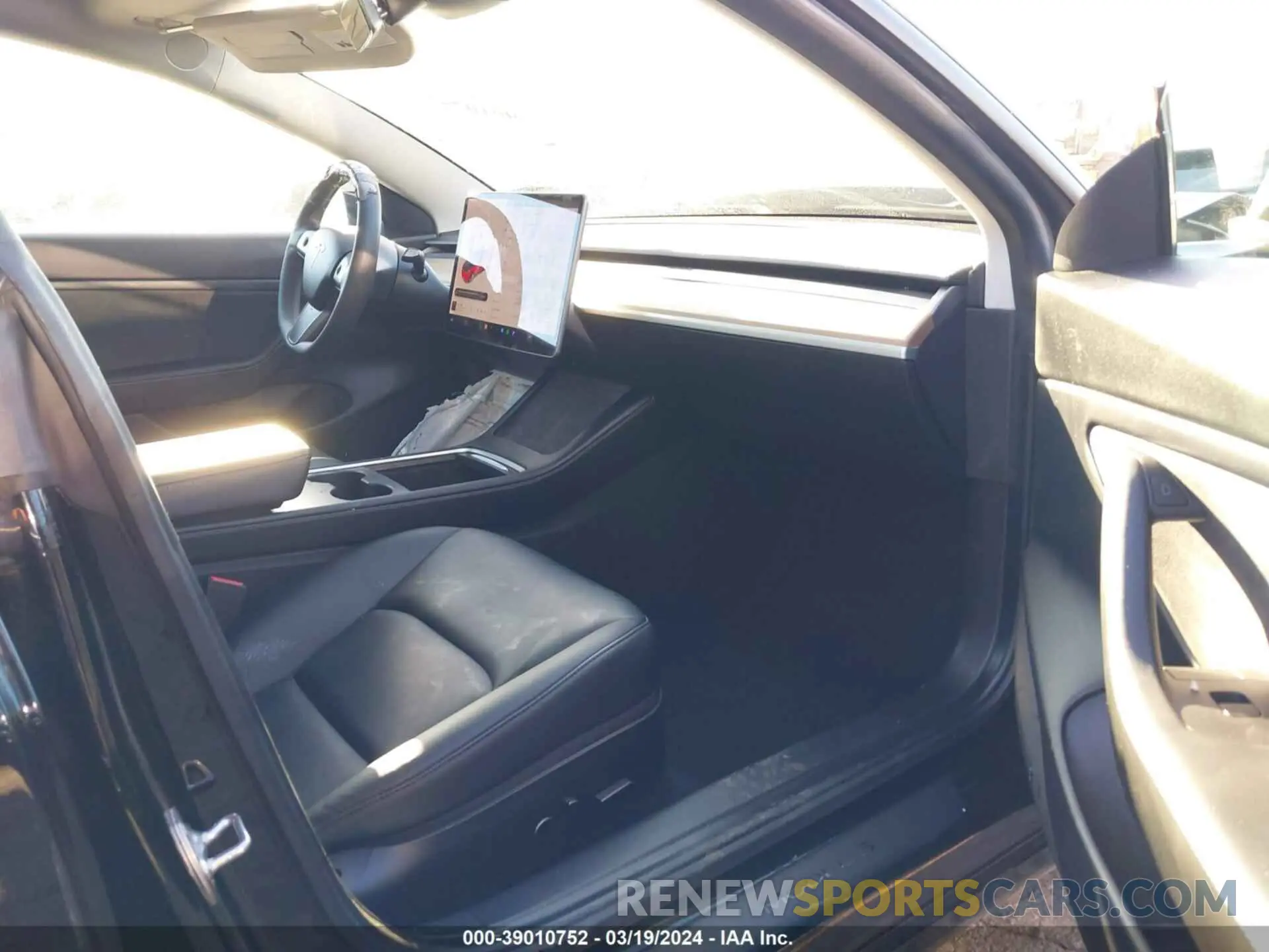 5 fotografías del automóvil dañado 5YJ3E1EB1MF936599 TESLA MODEL 3 2021