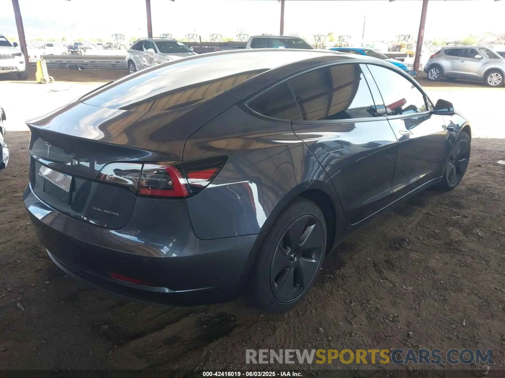4 fotografías del automóvil dañado 5YJ3E1EB1MF979663 TESLA MODEL 3 2021
