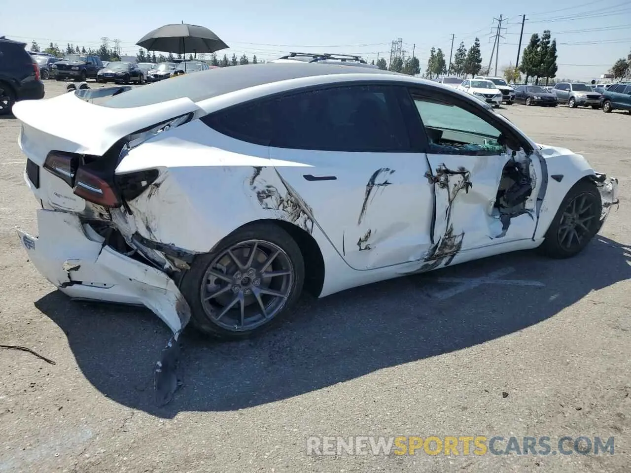 3 fotografías del automóvil dañado 5YJ3E1EB2MF007067 TESLA MODEL 3 2021