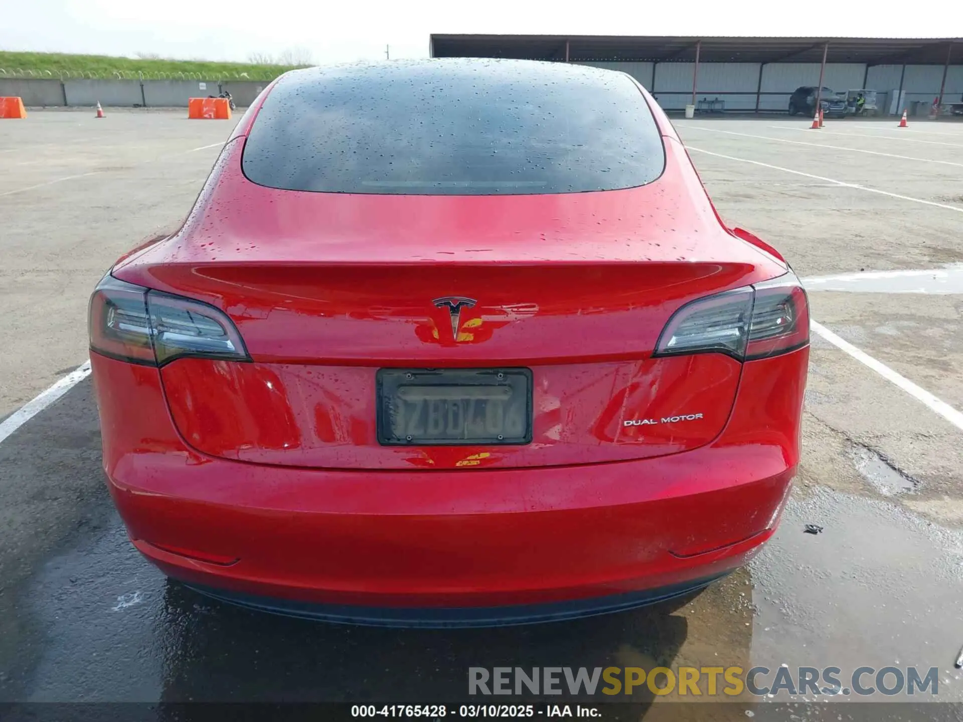 16 fotografías del automóvil dañado 5YJ3E1EB2MF015279 TESLA MODEL 3 2021