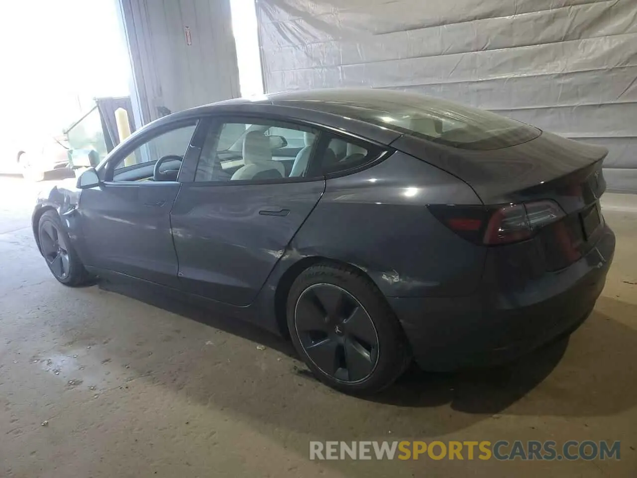2 fotografías del automóvil dañado 5YJ3E1EB2MF036486 TESLA MODEL 3 2021