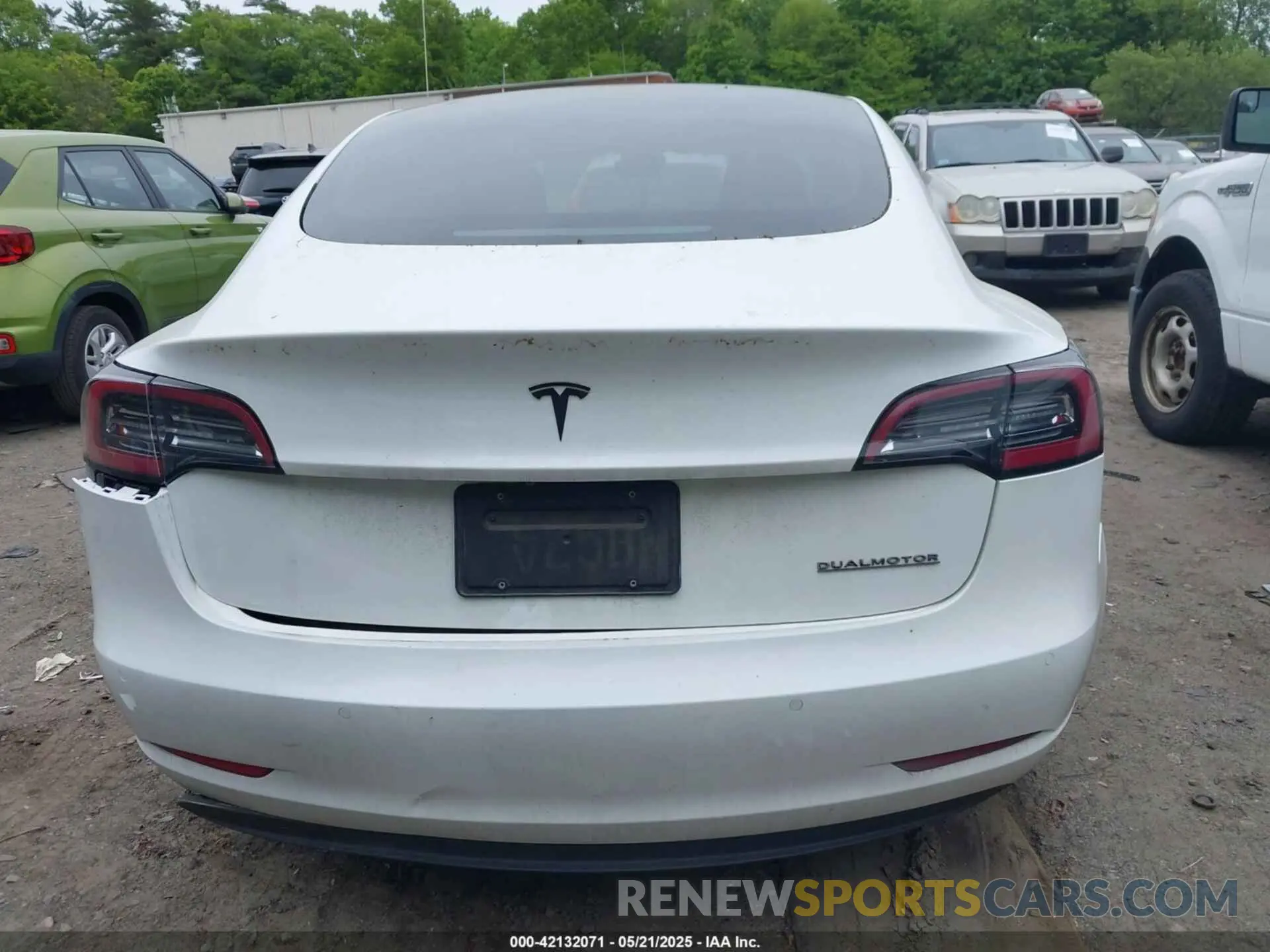 16 fotografías del automóvil dañado 5YJ3E1EB2MF049237 TESLA MODEL 3 2021