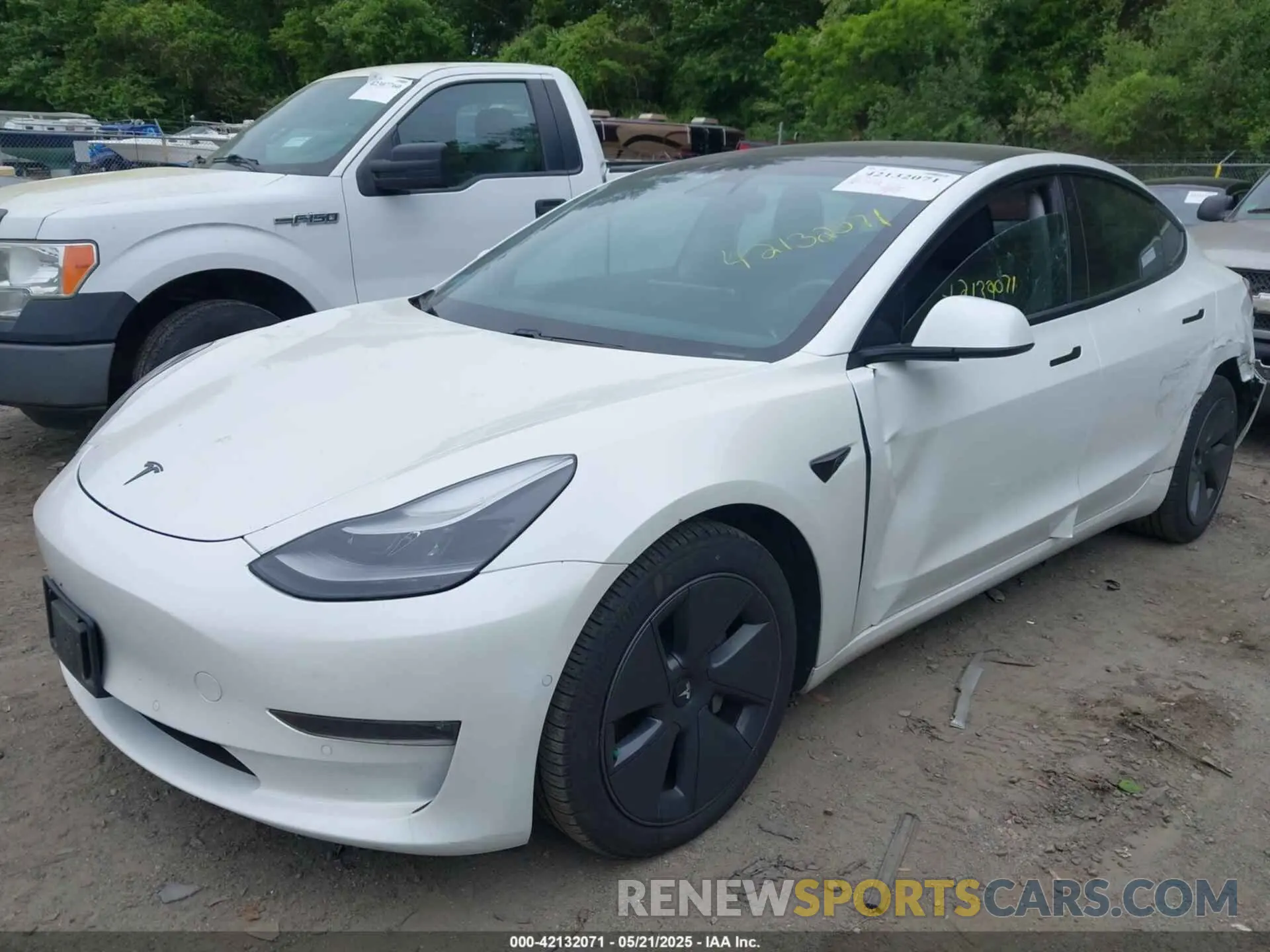 2 fotografías del automóvil dañado 5YJ3E1EB2MF049237 TESLA MODEL 3 2021
