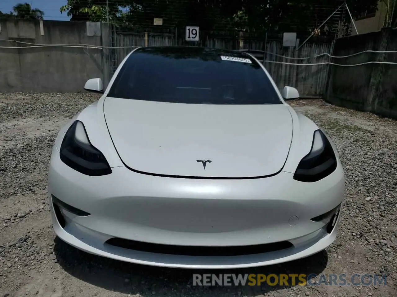 5 fotografías del automóvil dañado 5YJ3E1EB2MF054518 TESLA MODEL 3 2021