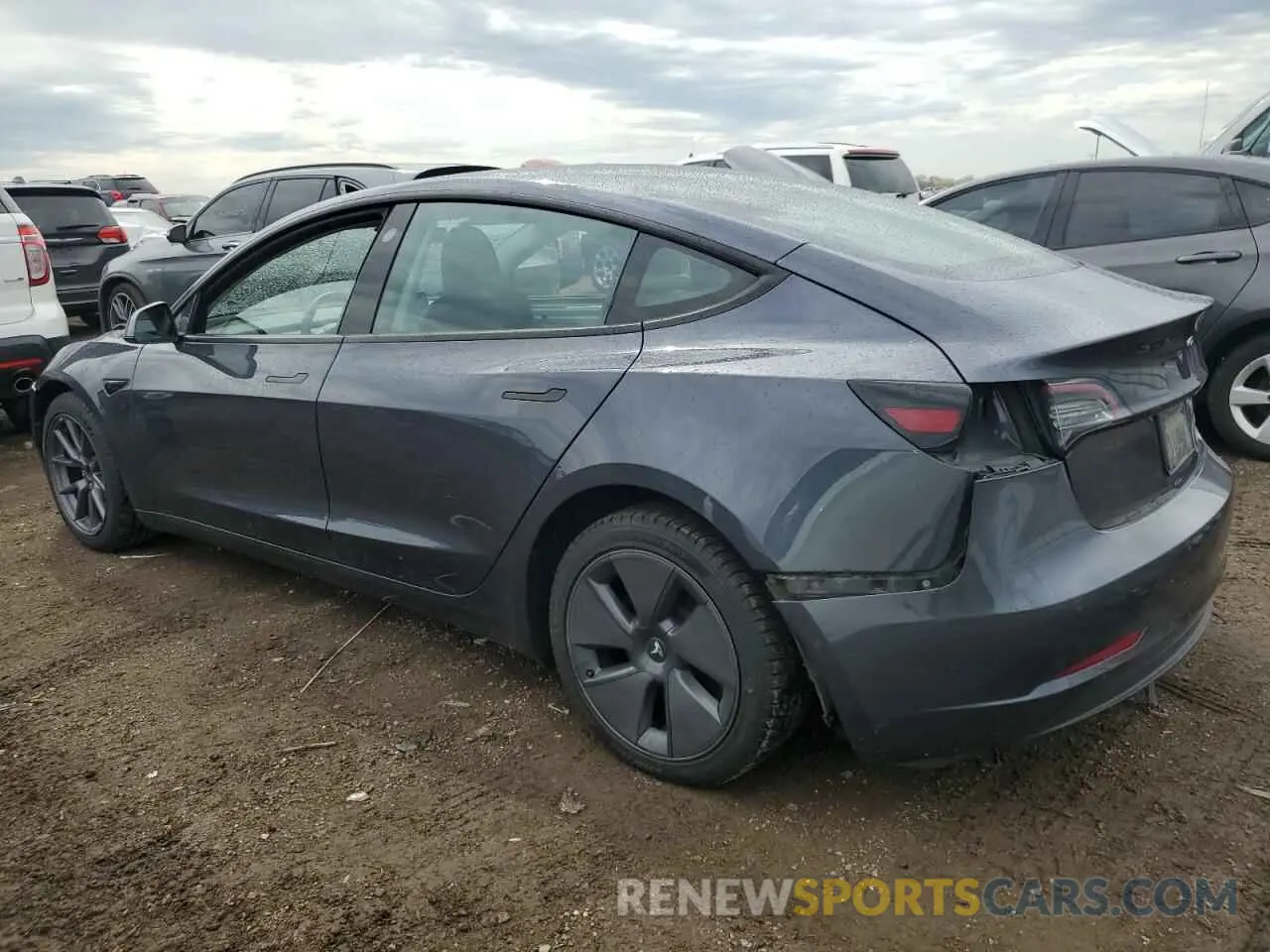 2 fotografías del automóvil dañado 5YJ3E1EB2MF066149 TESLA MODEL 3 2021