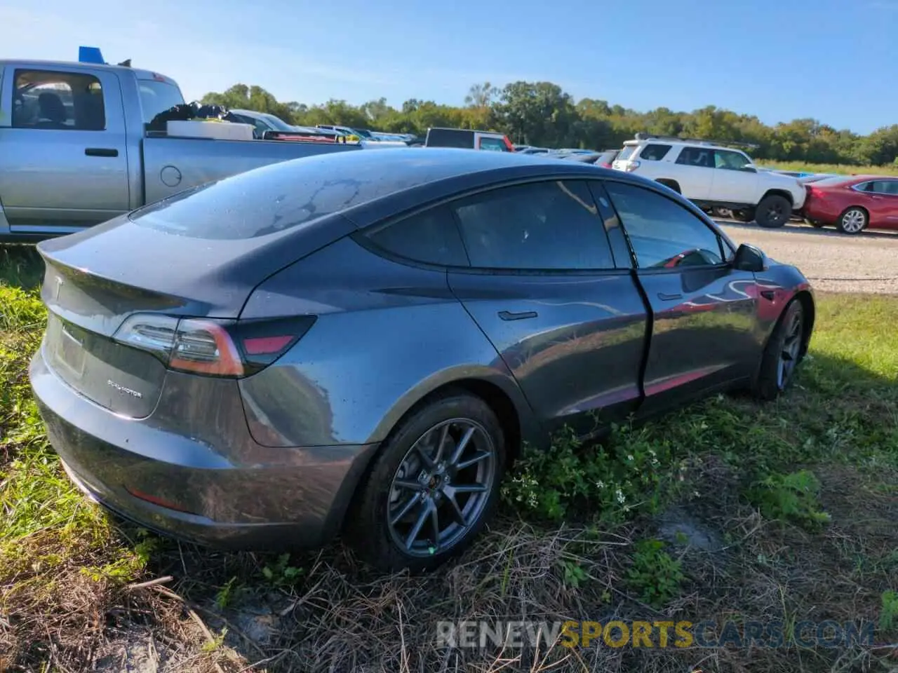 3 fotografías del automóvil dañado 5YJ3E1EB2MF848158 TESLA MODEL 3 2021