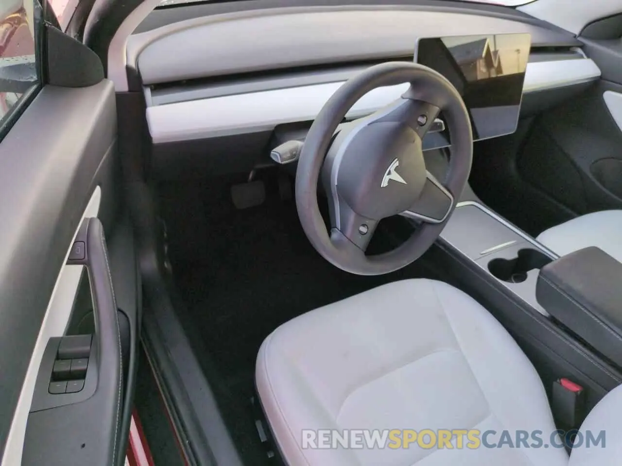 8 fotografías del automóvil dañado 5YJ3E1EB3MF836956 TESLA MODEL 3 2021