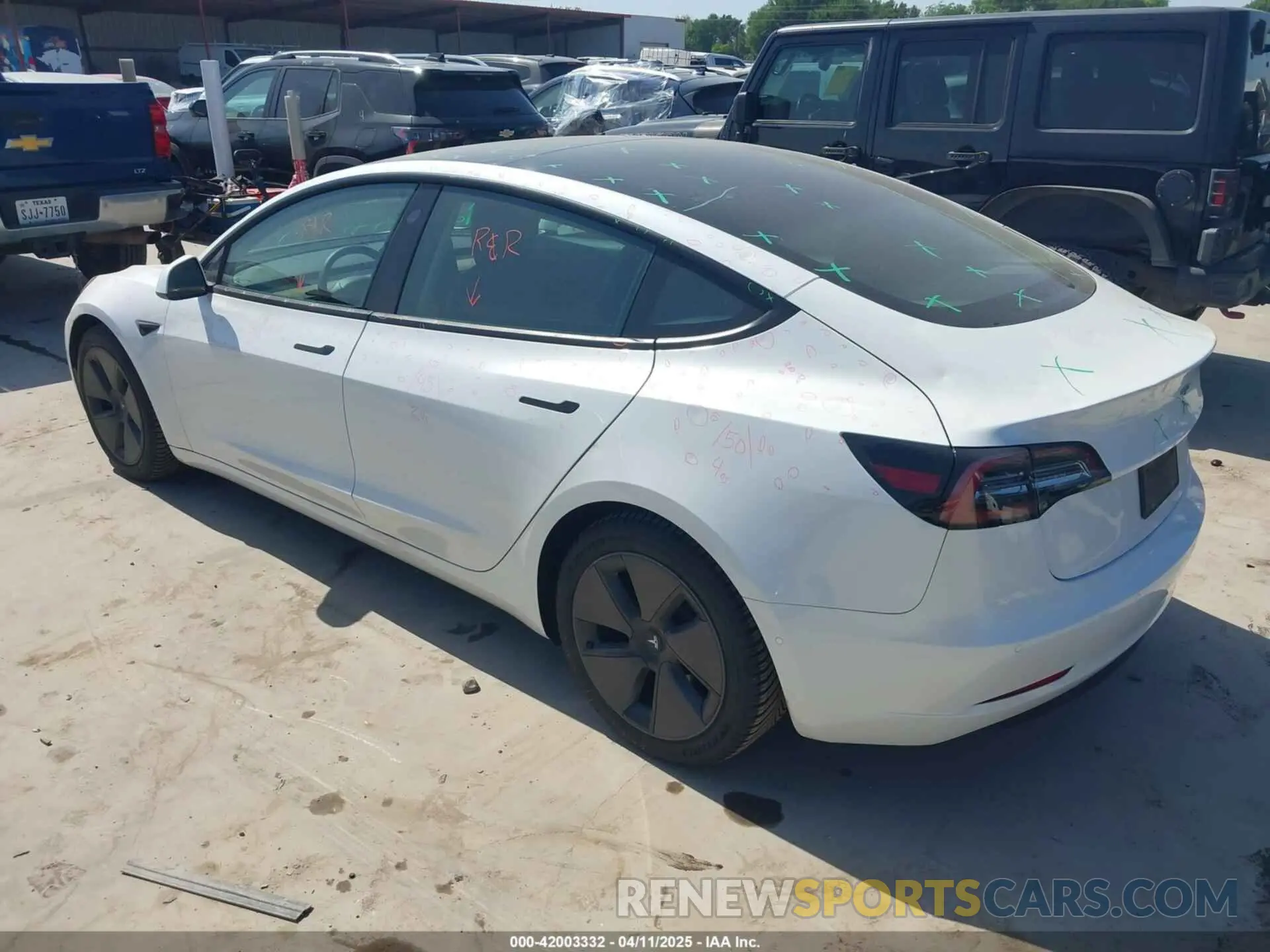 3 fotografías del automóvil dañado 5YJ3E1EB3MF928214 TESLA MODEL 3 2021