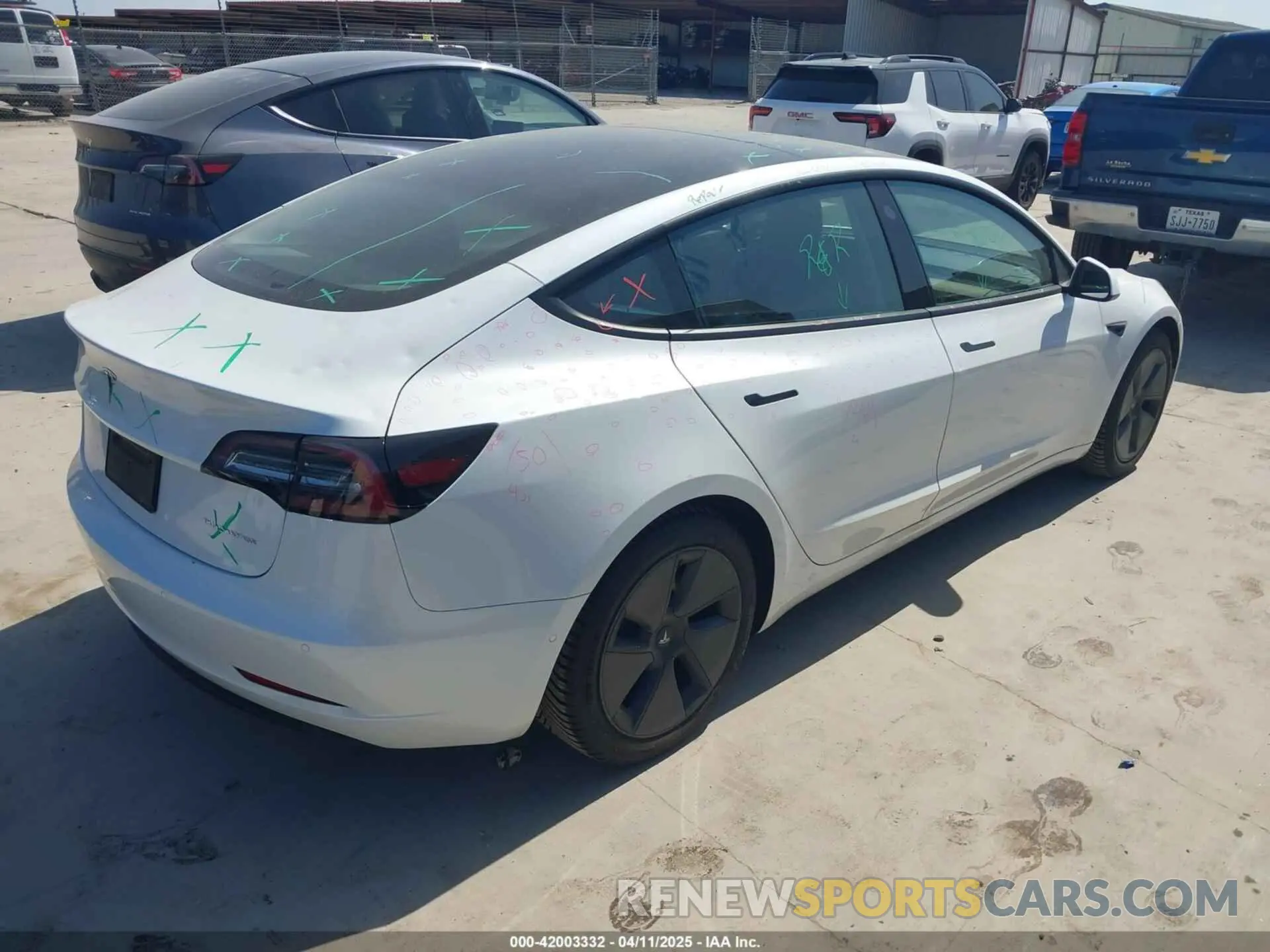4 fotografías del automóvil dañado 5YJ3E1EB3MF928214 TESLA MODEL 3 2021
