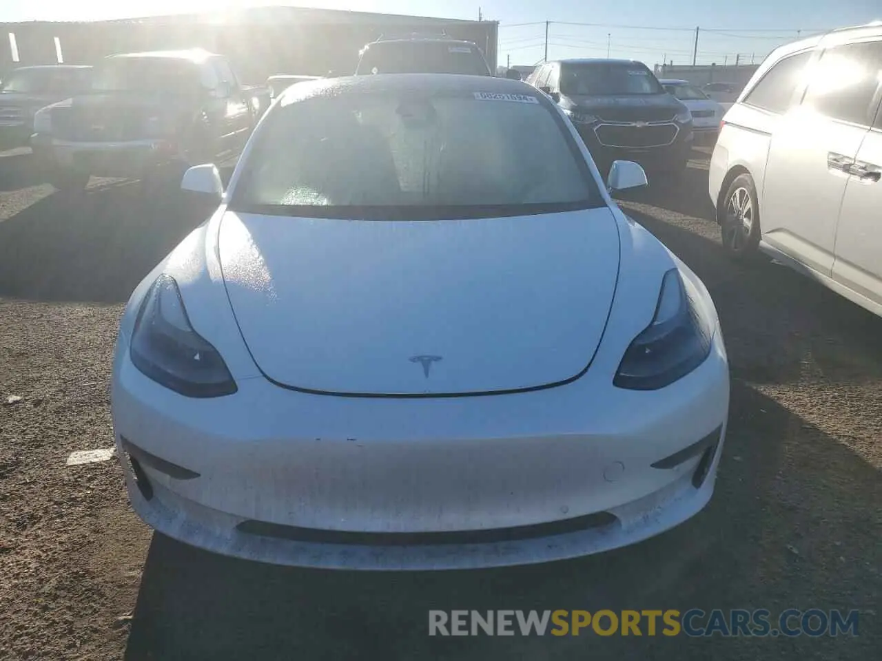 5 fotografías del automóvil dañado 5YJ3E1EB3MF975484 TESLA MODEL 3 2021