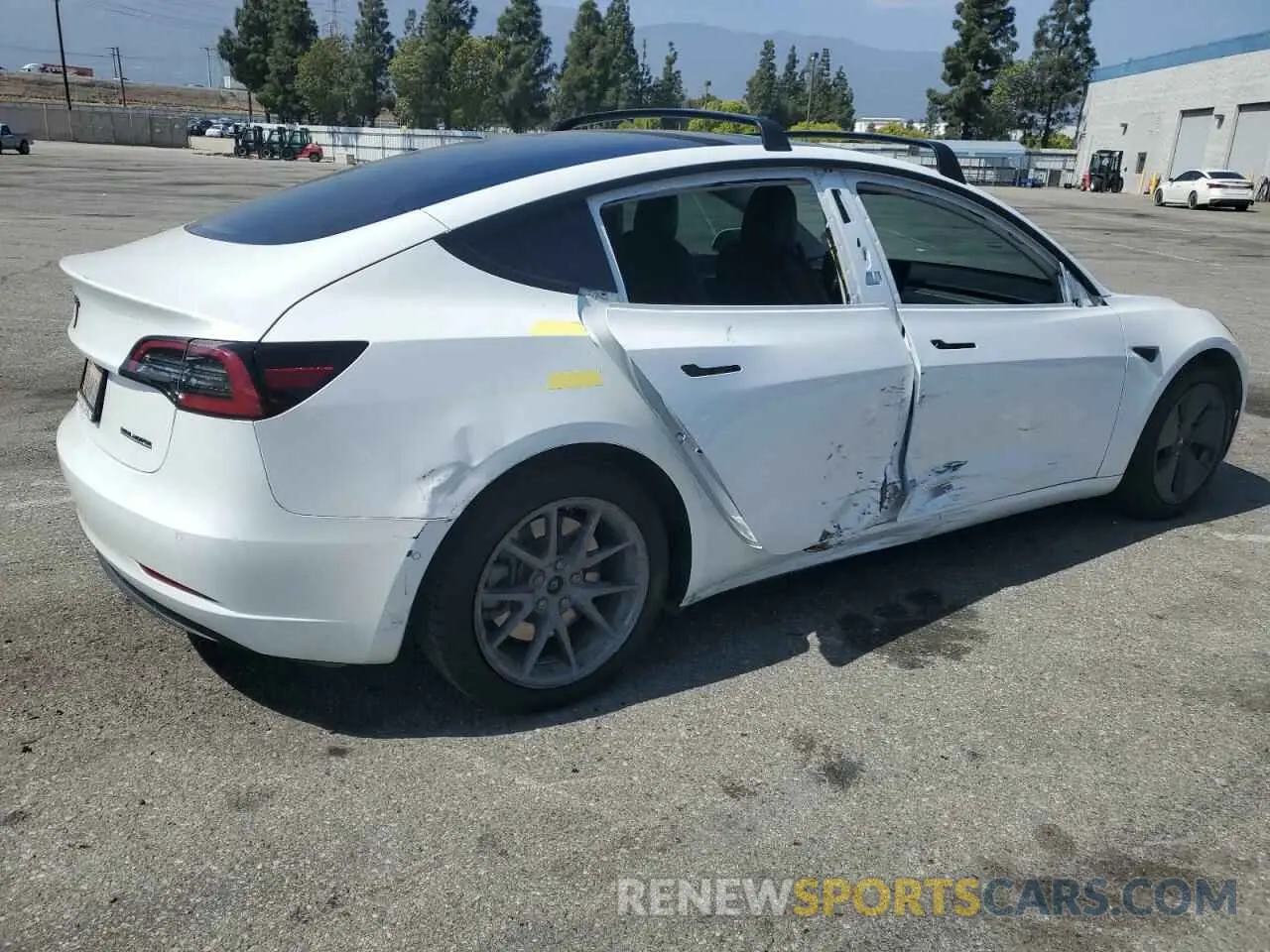 3 fotografías del automóvil dañado 5YJ3E1EB4MF002906 TESLA MODEL 3 2021