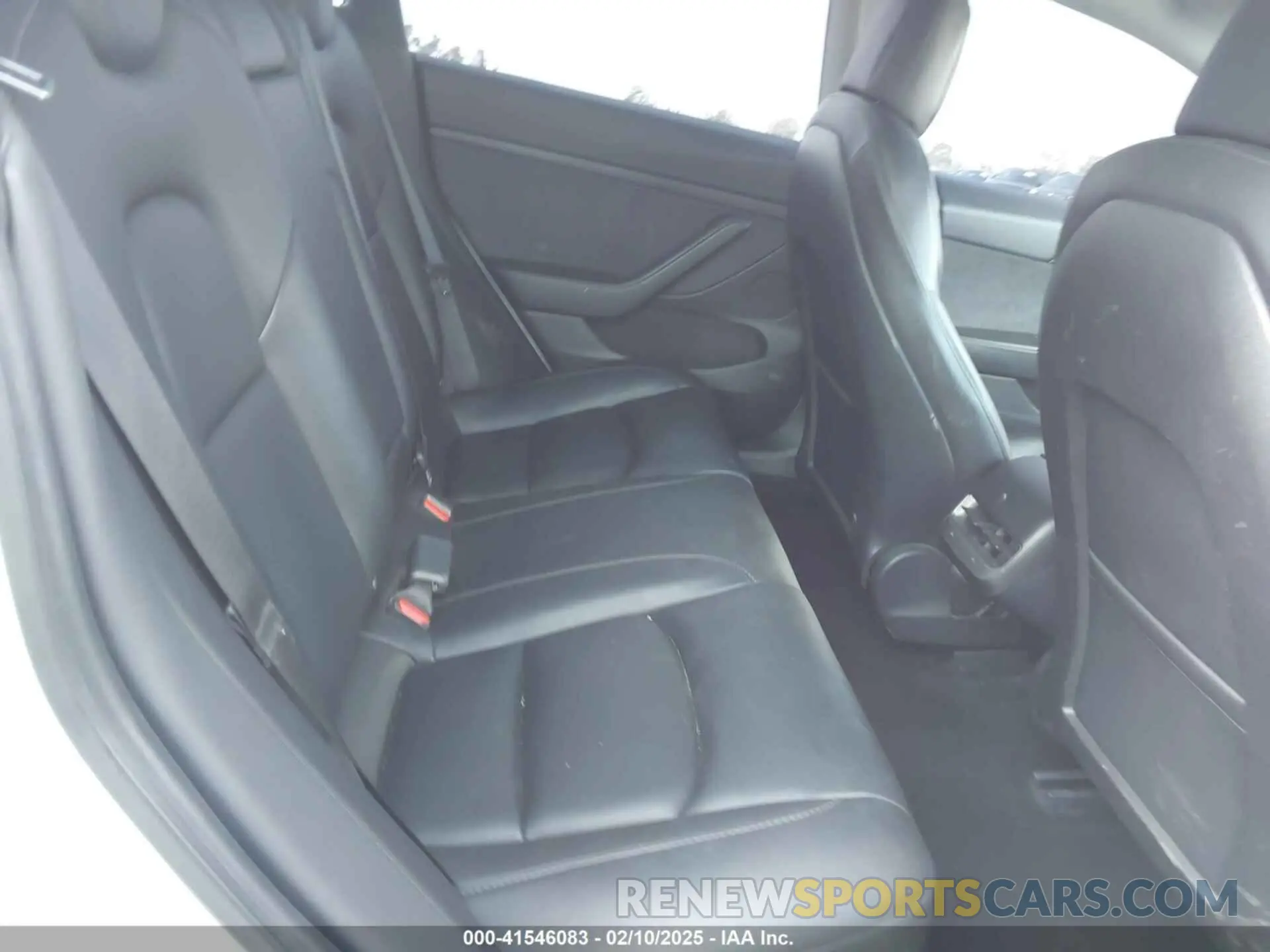 8 fotografías del automóvil dañado 5YJ3E1EB4MF010097 TESLA MODEL 3 2021