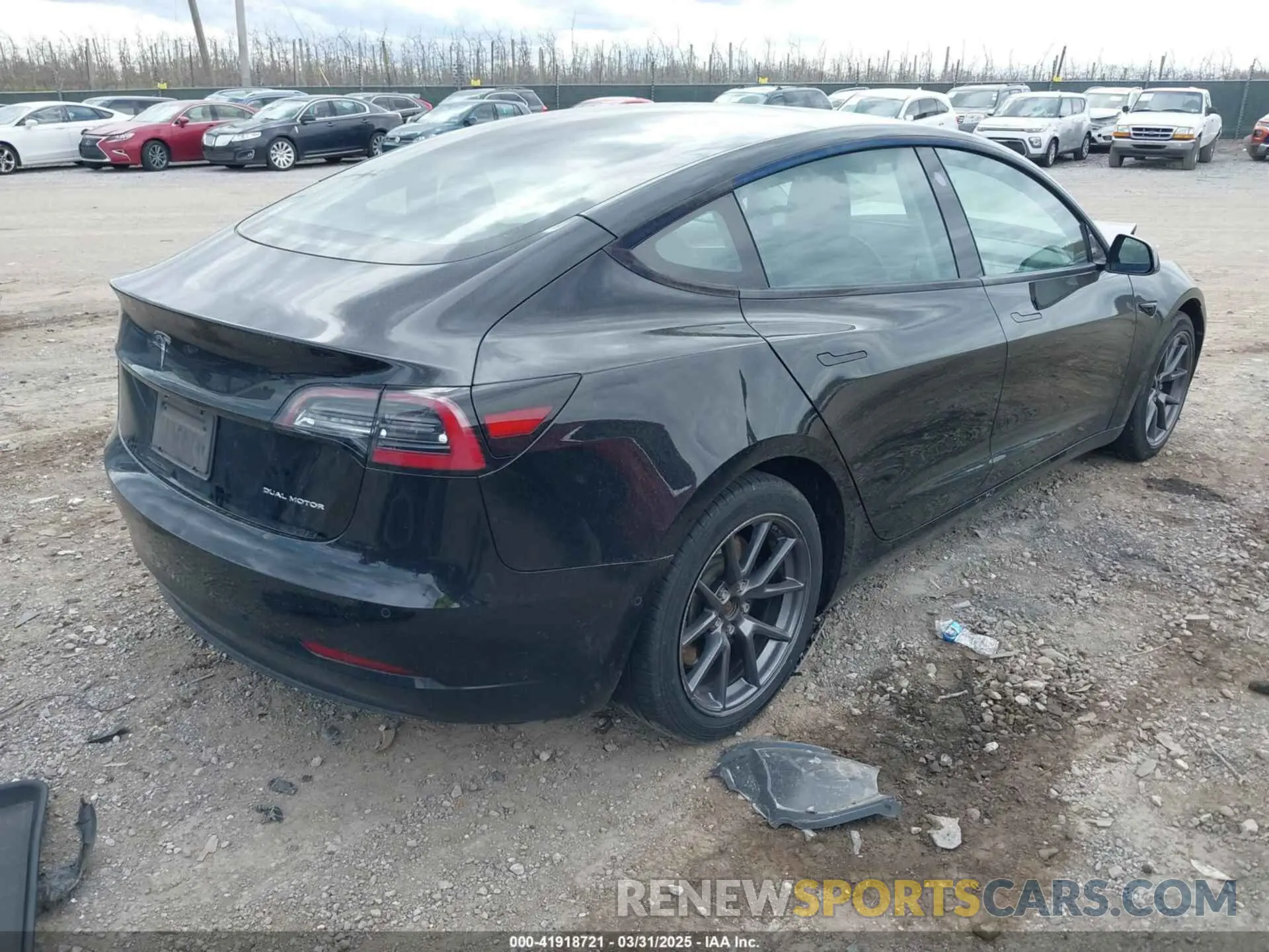 4 fotografías del automóvil dañado 5YJ3E1EB4MF012822 TESLA MODEL 3 2021