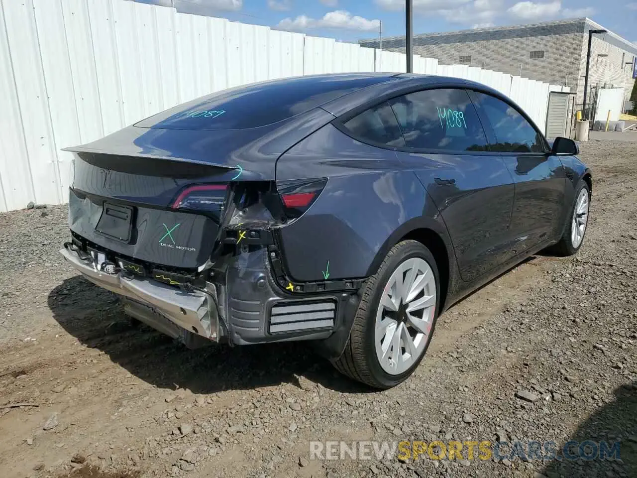4 fotografías del automóvil dañado 5YJ3E1EB4MF084653 TESLA MODEL 3 2021