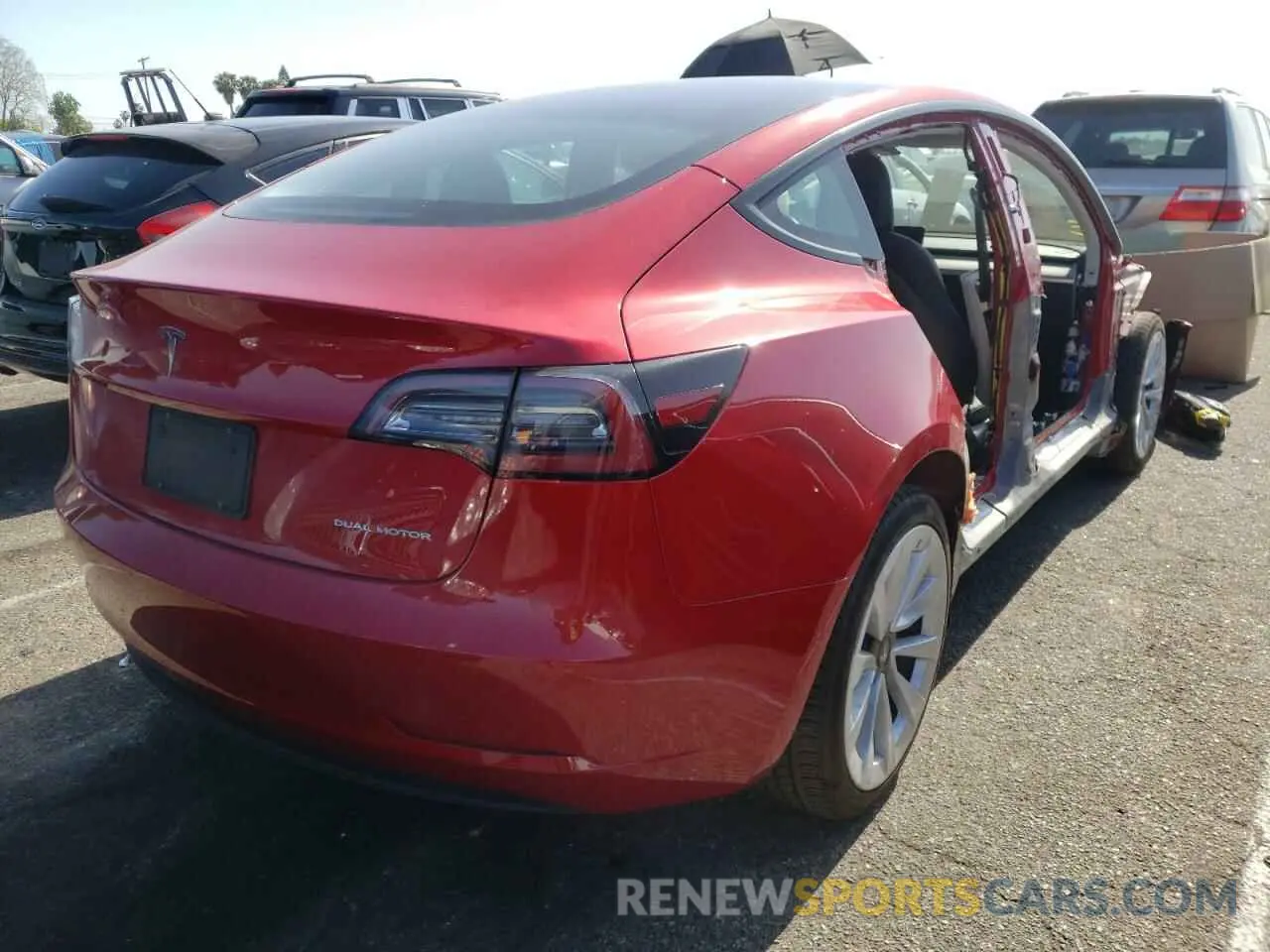 4 fotografías del automóvil dañado 5YJ3E1EB4MF855628 TESLA MODEL 3 2021