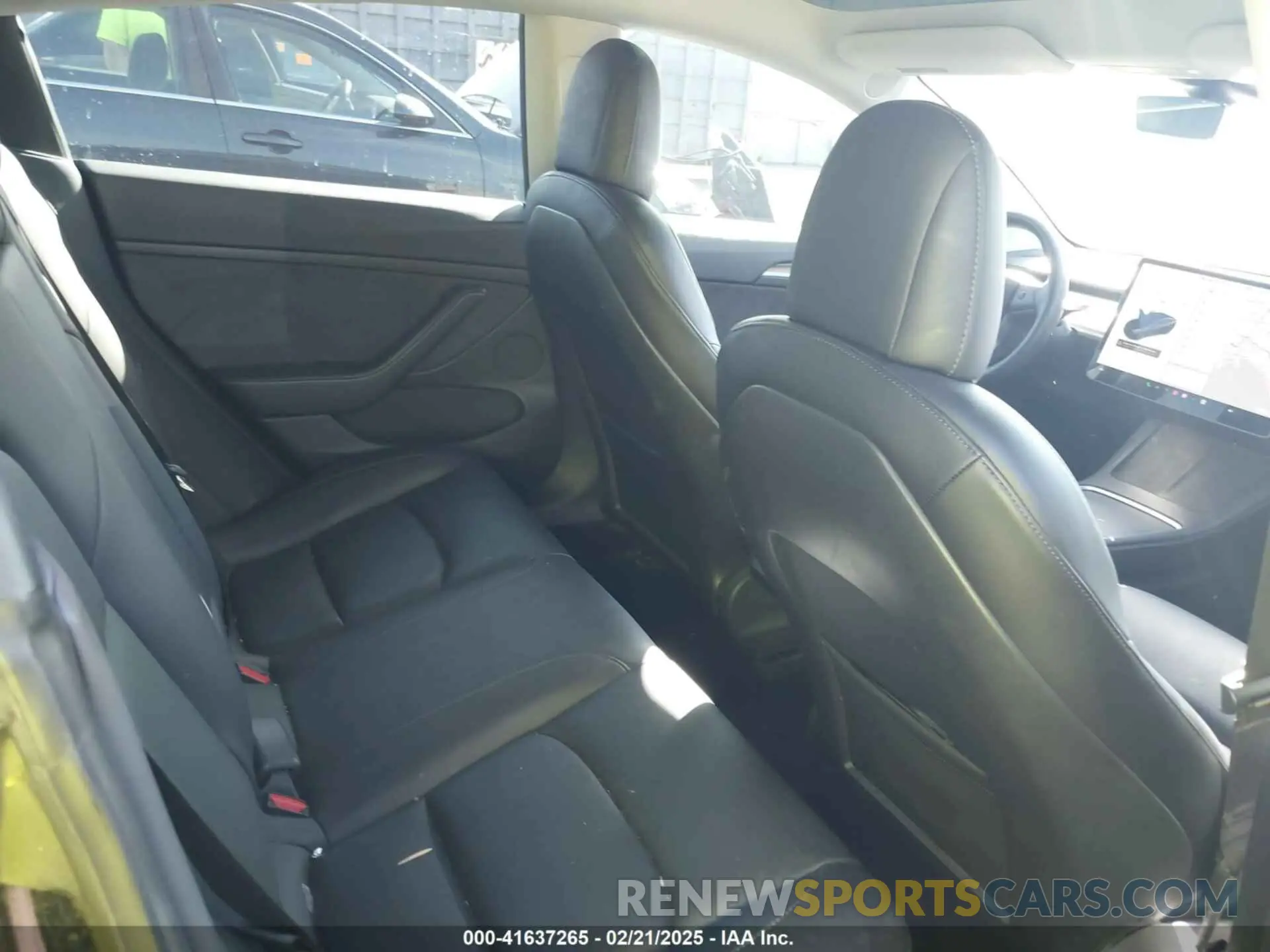 8 fotografías del automóvil dañado 5YJ3E1EB5MF019746 TESLA MODEL 3 2021