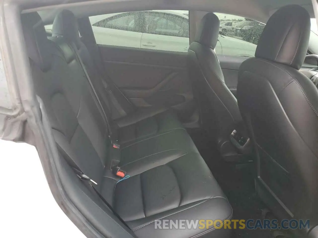 10 fotografías del automóvil dañado 5YJ3E1EB5MF071510 TESLA MODEL 3 2021