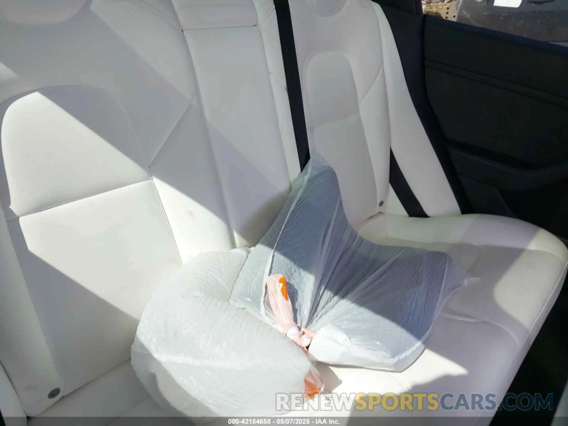 8 fotografías del automóvil dañado 5YJ3E1EB5MF091434 TESLA MODEL 3 2021