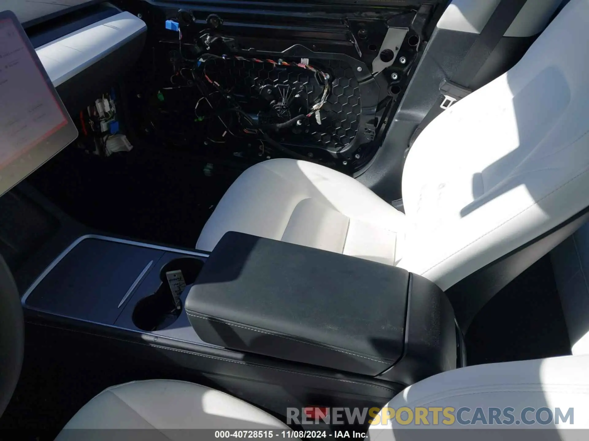 5 fotografías del automóvil dañado 5YJ3E1EB5MF858618 TESLA MODEL 3 2021