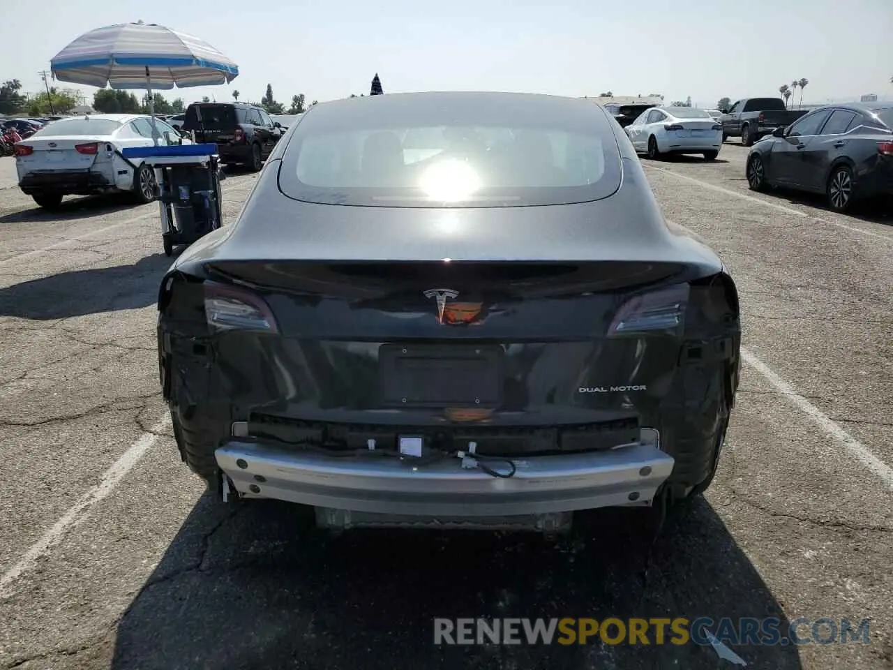 6 fotografías del automóvil dañado 5YJ3E1EB6MF002955 TESLA MODEL 3 2021