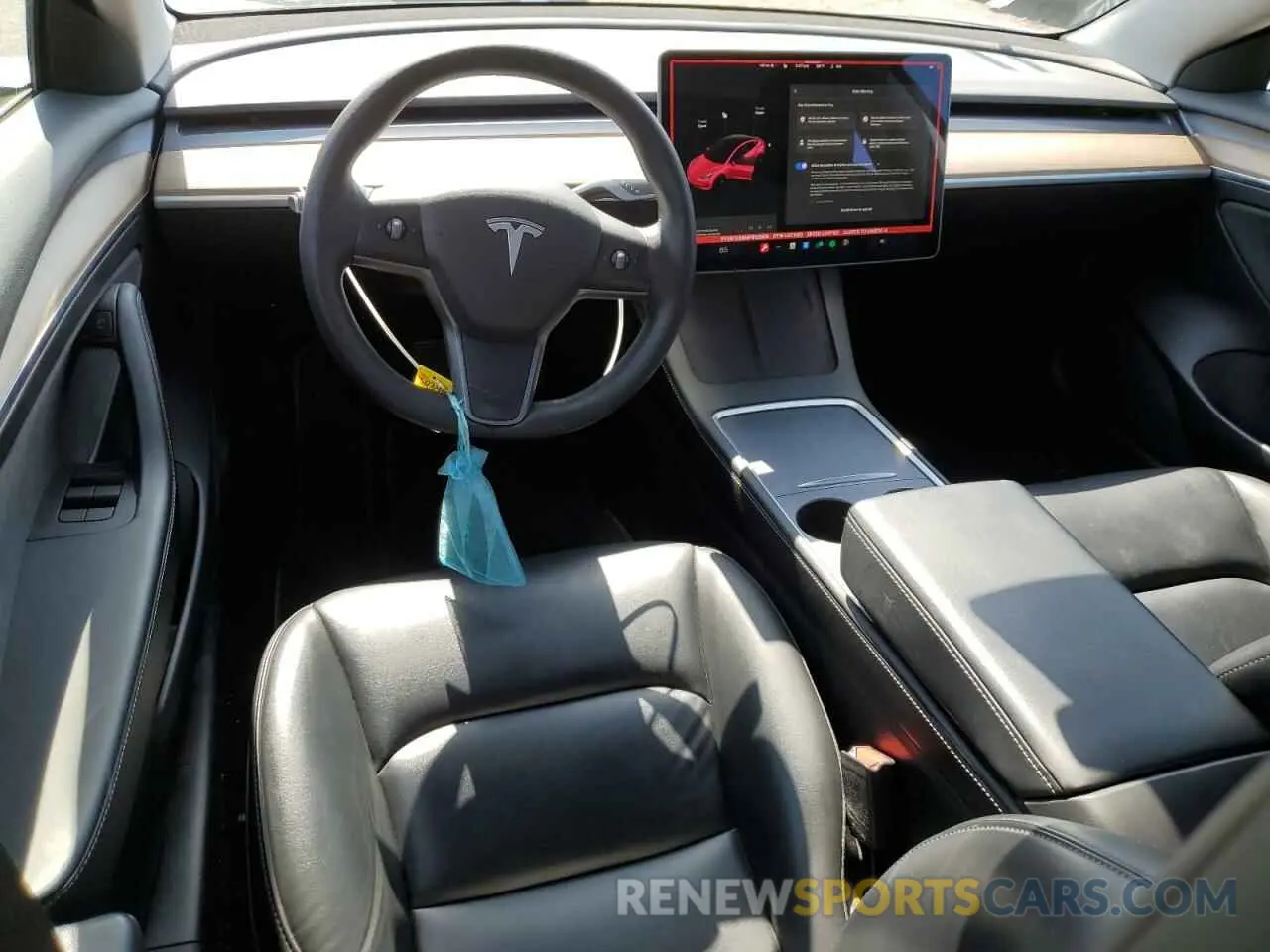 8 fotografías del automóvil dañado 5YJ3E1EB6MF002955 TESLA MODEL 3 2021