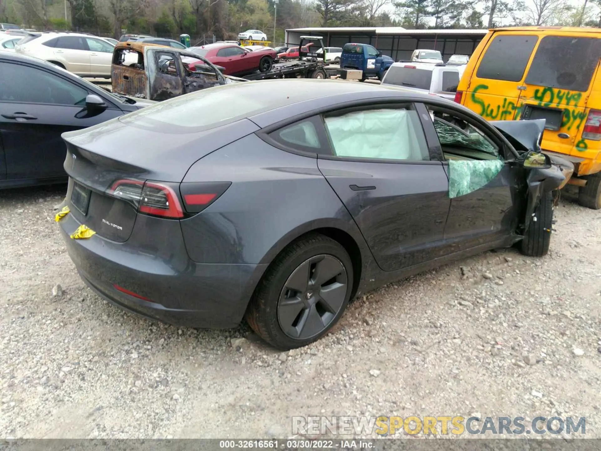 4 fotografías del automóvil dañado 5YJ3E1EB6MF048978 TESLA MODEL 3 2021