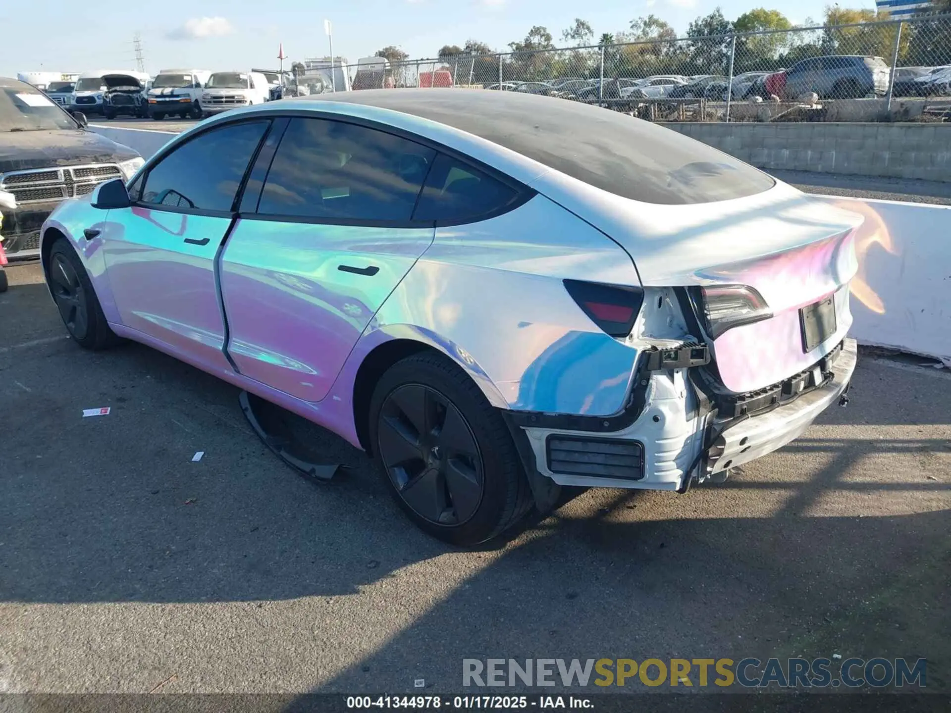 3 fotografías del automóvil dañado 5YJ3E1EB6MF053940 TESLA MODEL 3 2021