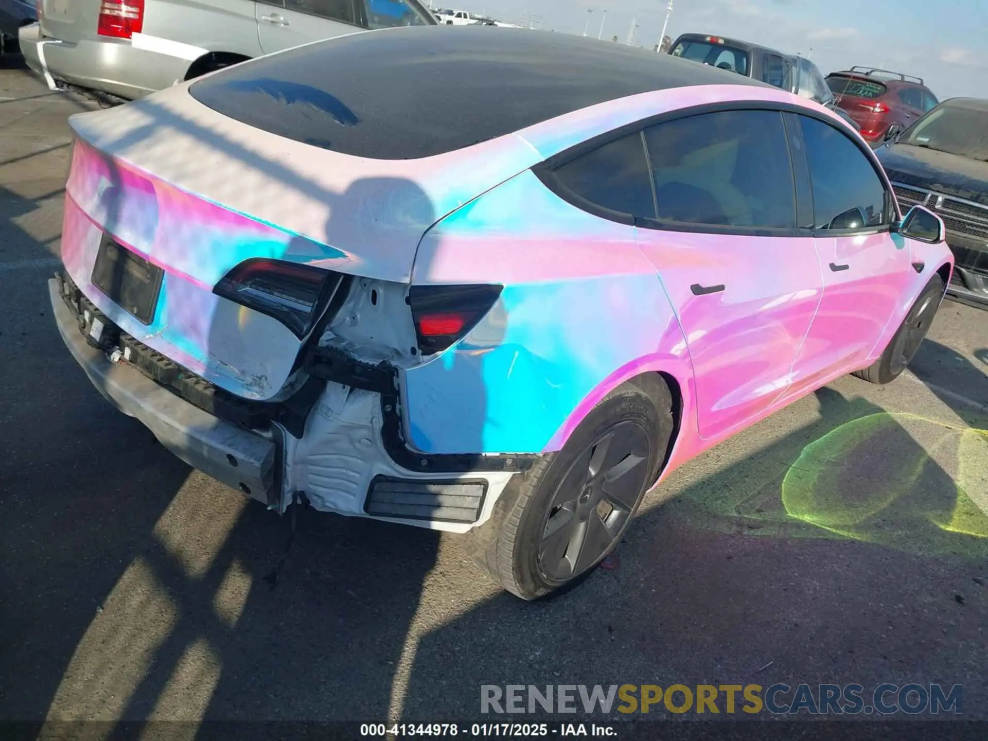4 fotografías del automóvil dañado 5YJ3E1EB6MF053940 TESLA MODEL 3 2021